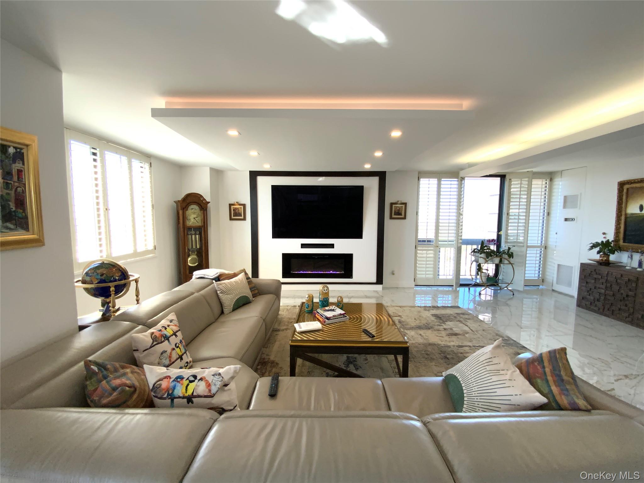 #4 photo, 26910 Grand Central Parkway, কুইন্‌স Floral Park , NY 11005