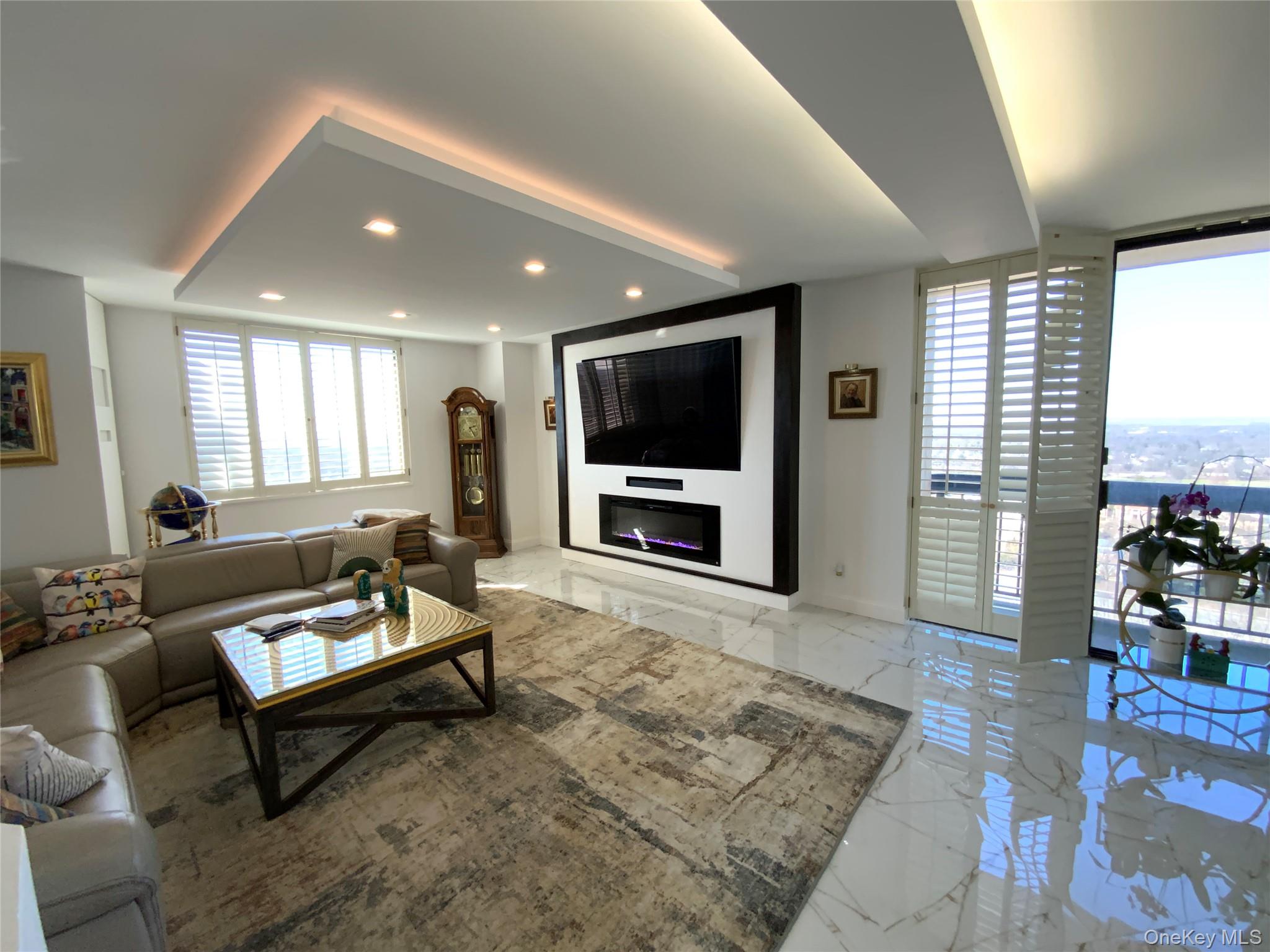 #7 photo, 26910 Grand Central Parkway, কুইন্‌স Floral Park , NY 11005