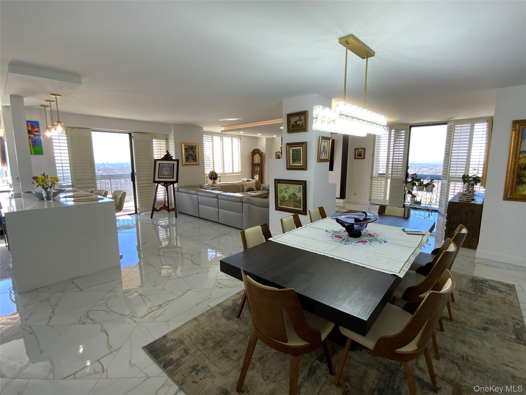 #8 photo, 26910 Grand Central Parkway, কুইন্‌স Floral Park , NY 11005