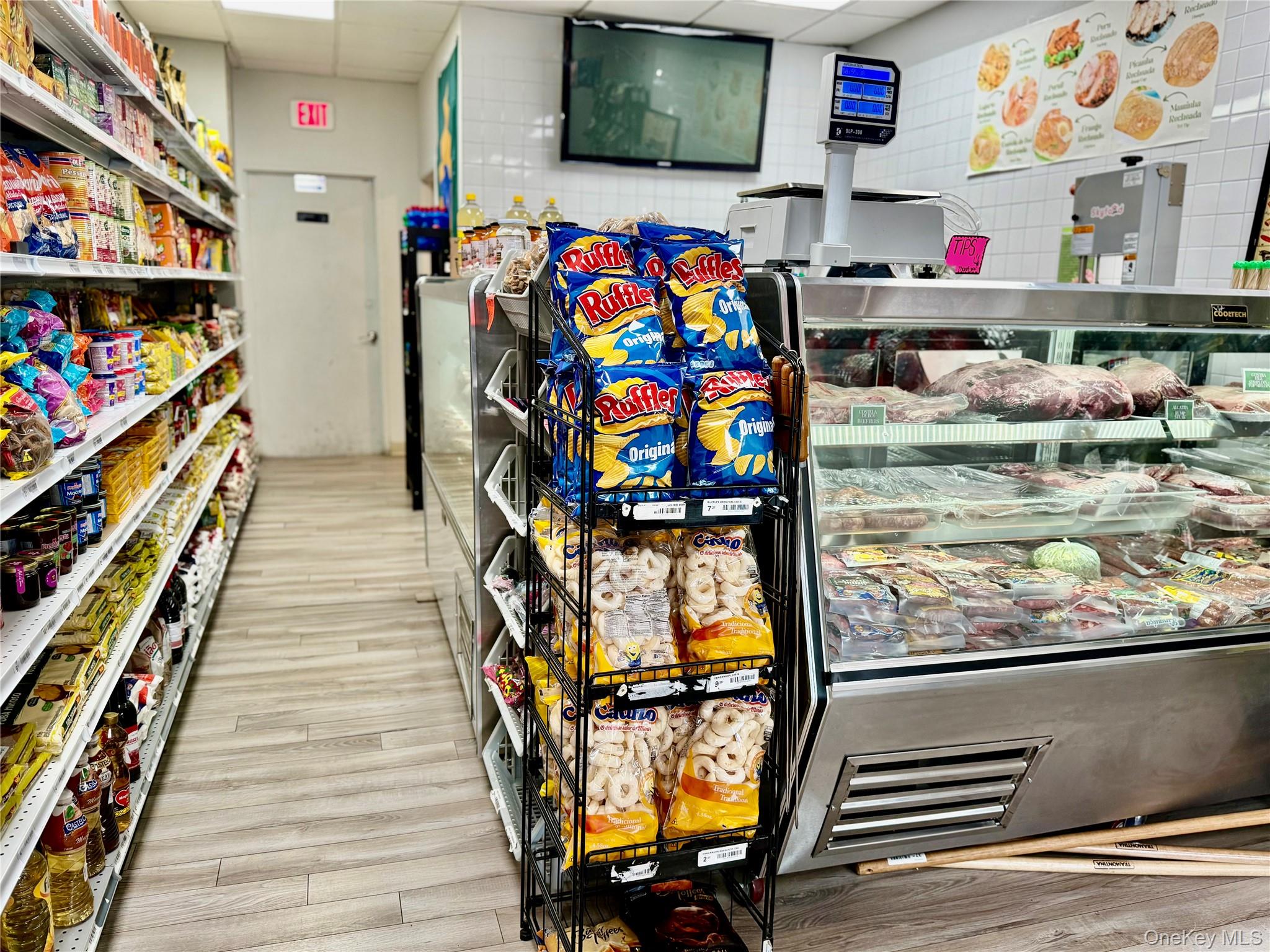 #12 photo, 346 Hillside Avenue, নাসাউ কাউন্টি Williston Park , NY 11596