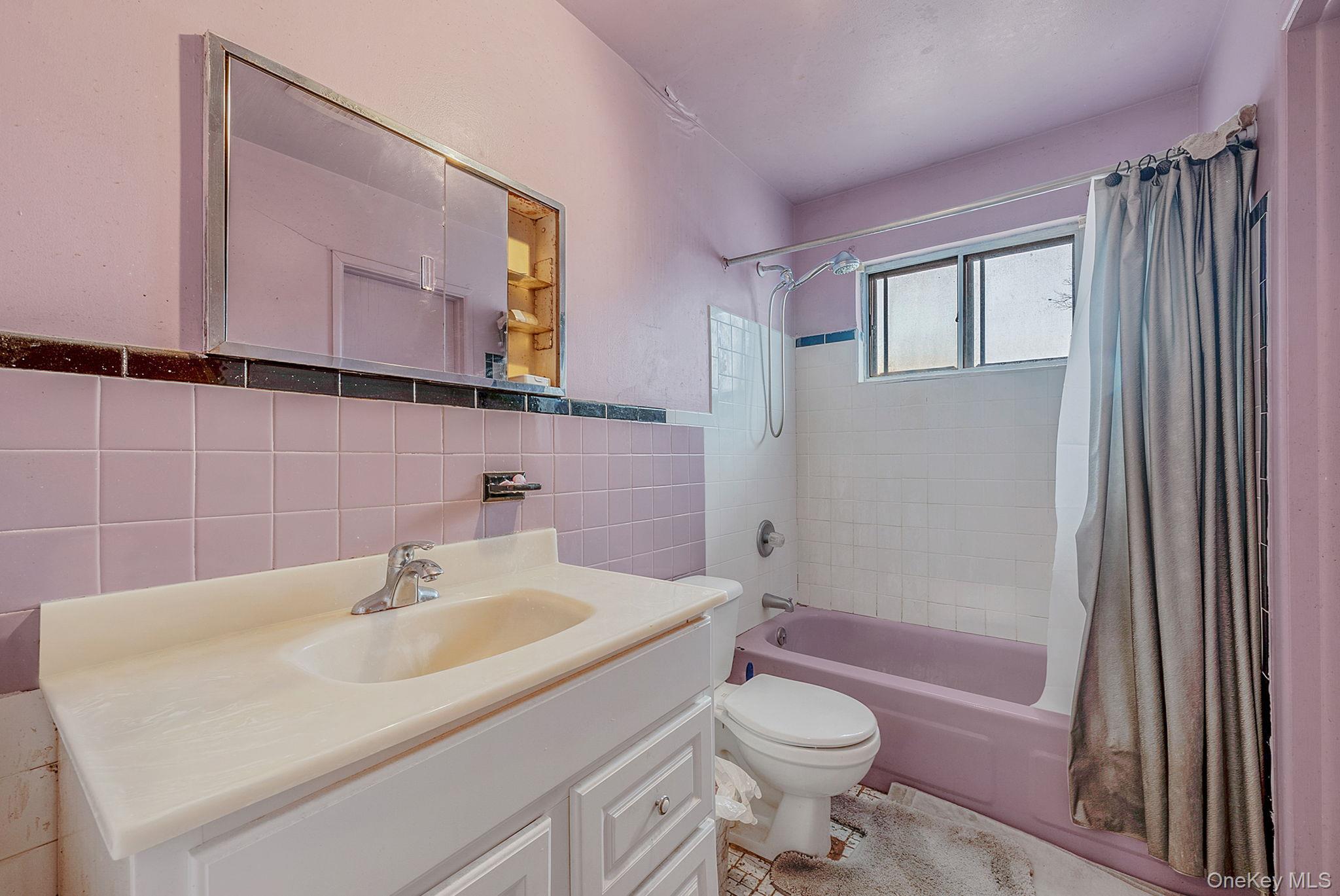 #12 photo, 42 Centerwood Street, West Babylon , NY 11704