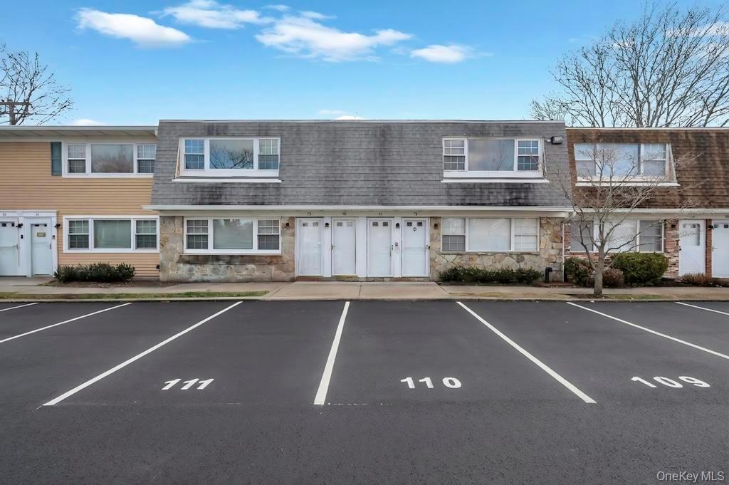 #12 photo, 1 Atlantic Avenue, নাসাউ কাউন্টি Farmingdale , NY 11735