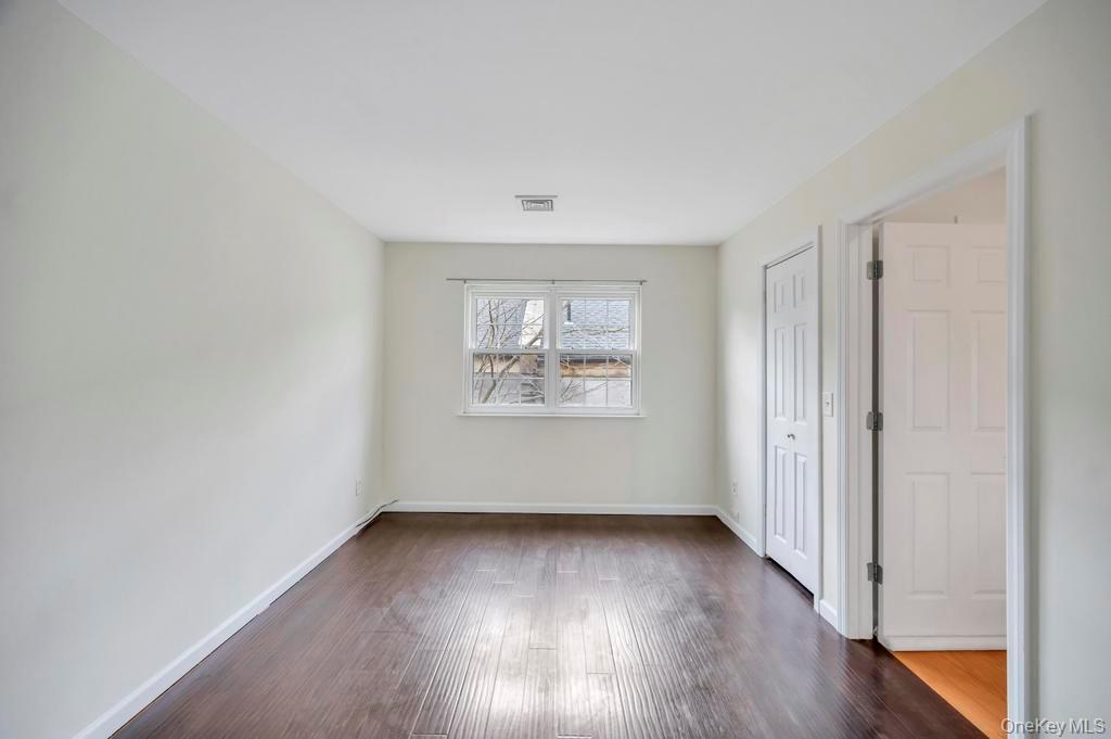 #8 photo, 1 Atlantic Avenue, নাসাউ কাউন্টি Farmingdale , NY 11735