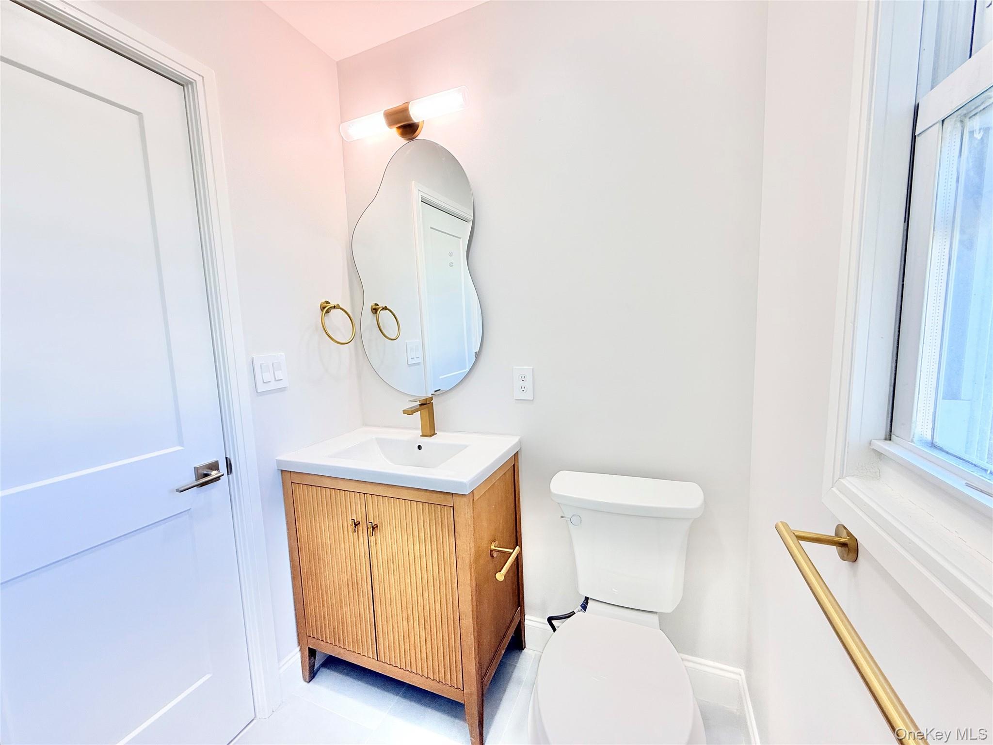 #11 photo, 122 6th Street, Hicksville , NY 11801