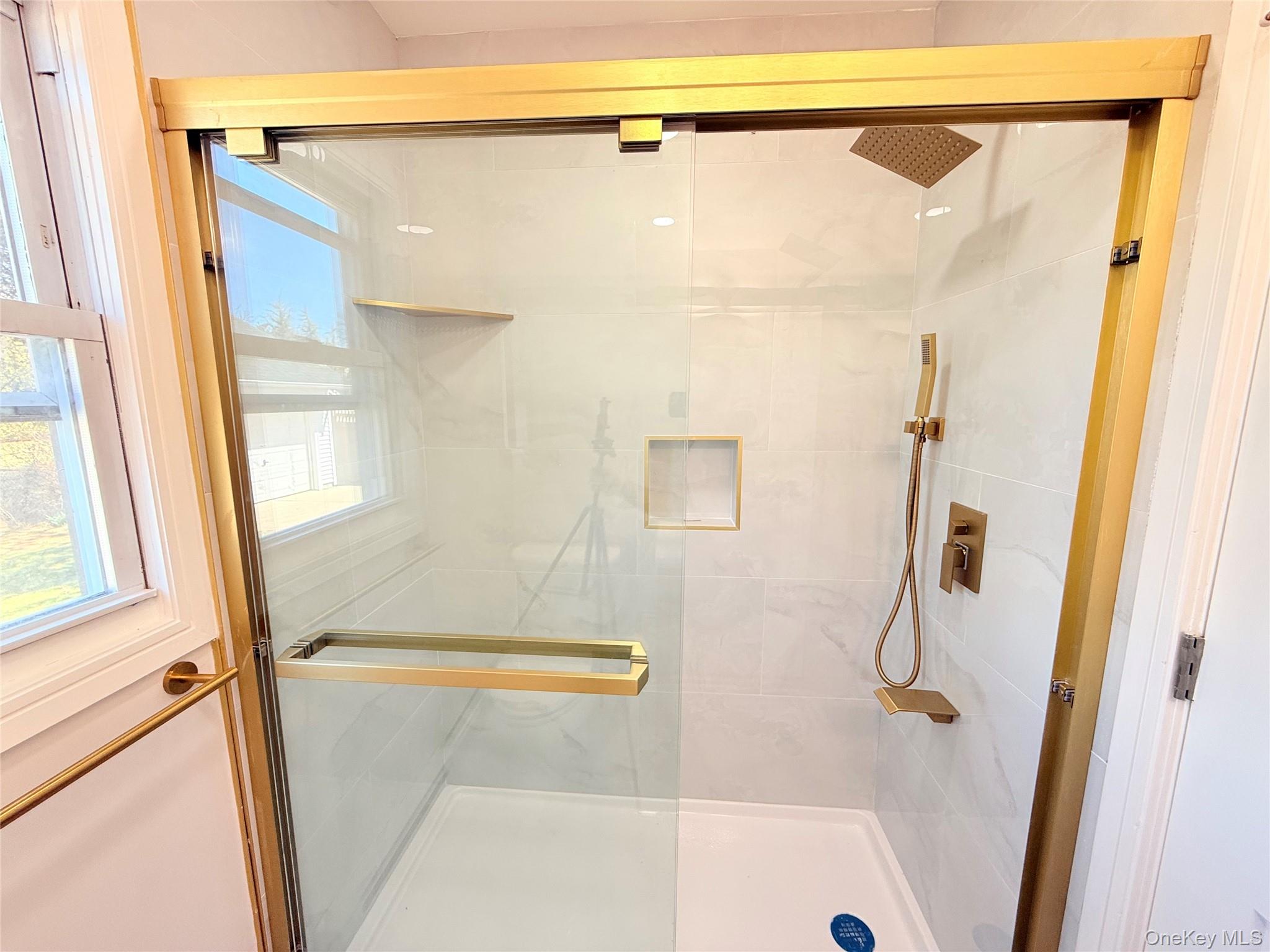 #12 photo, 122 6th Street, Hicksville , NY 11801