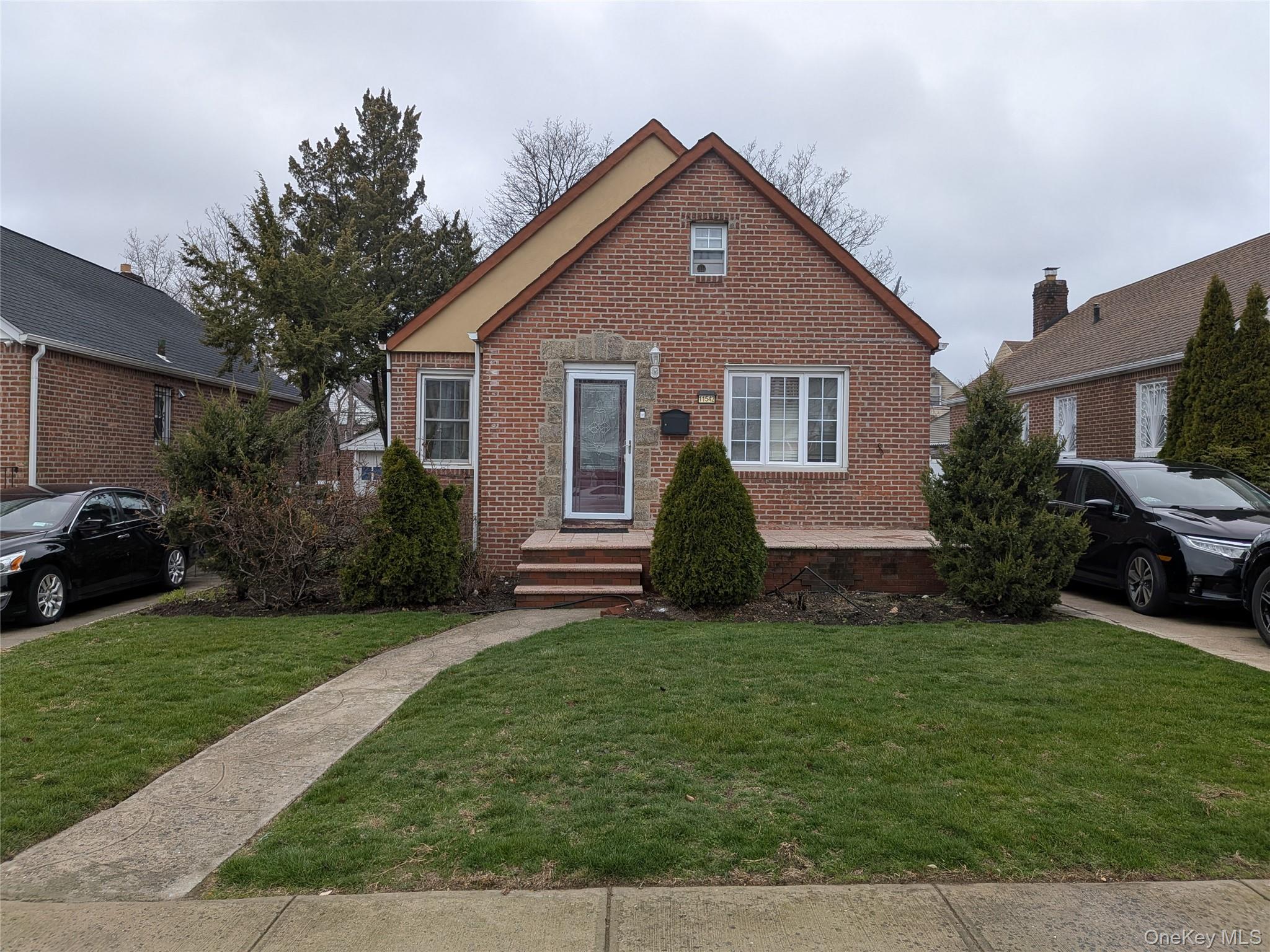 #1 photo, 115-42 224th Street, কুইন্‌স Cambria Heights , NY 11411