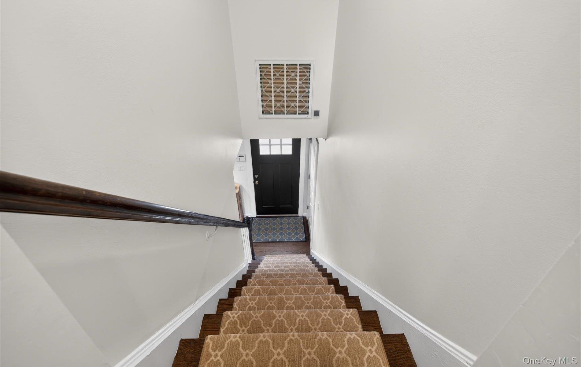 #11 photo, 28 Harbor Road, নাসাউ কাউন্টি Port Washington , NY 11050