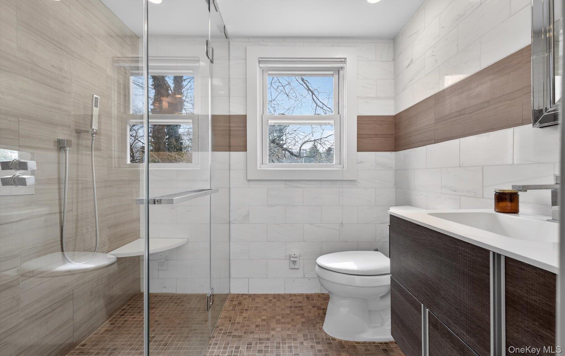 #18 photo, 28 Harbor Road, নাসাউ কাউন্টি Port Washington , NY 11050