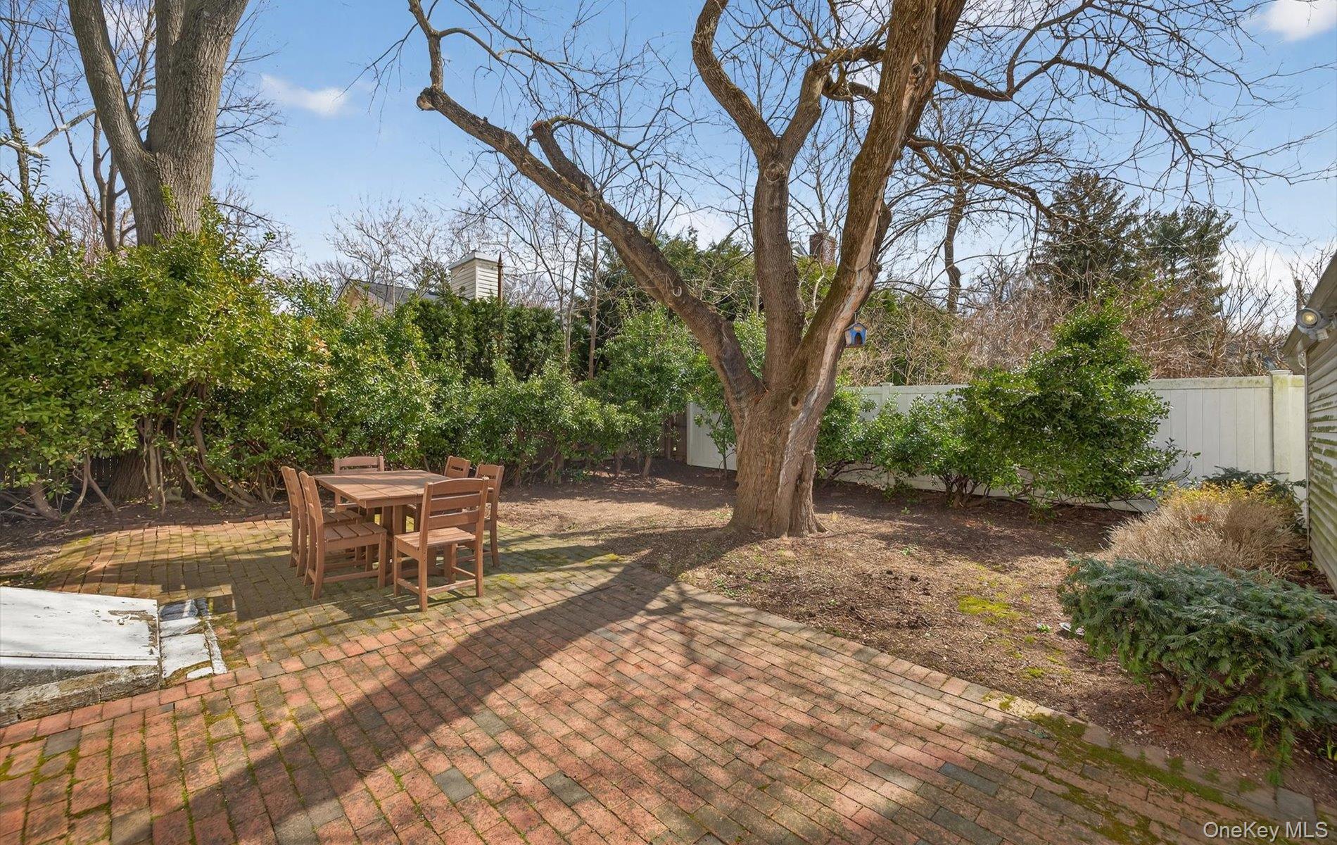 #20 photo, 28 Harbor Road, নাসাউ কাউন্টি Port Washington , NY 11050