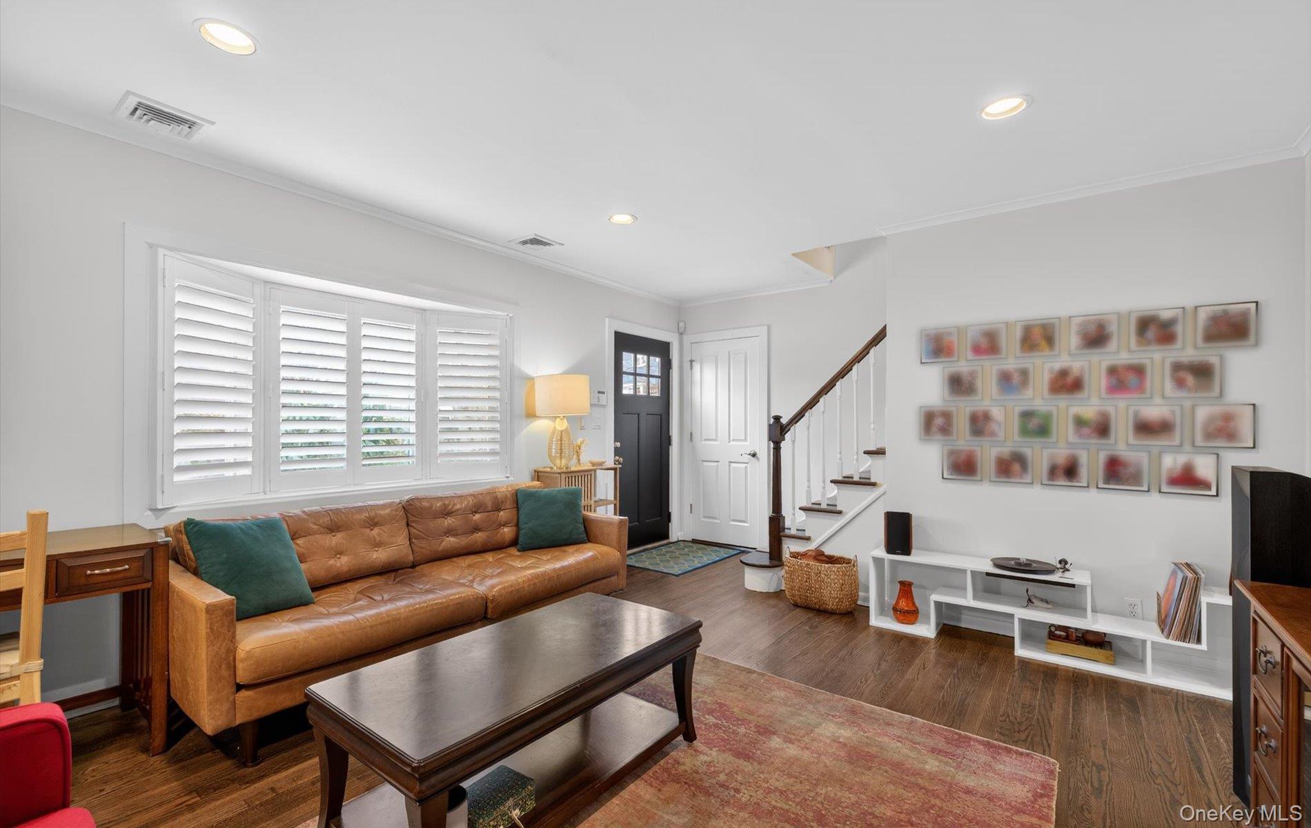 #3 photo, 28 Harbor Road, নাসাউ কাউন্টি Port Washington , NY 11050