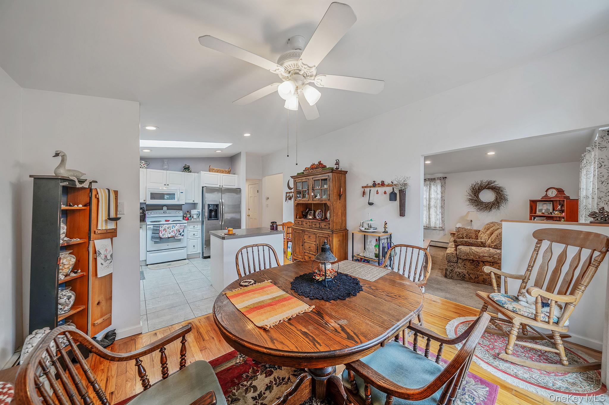 #8 photo, 111 Friendship Drive, সাফোক কাউন্টি Rocky Point , NY 11778