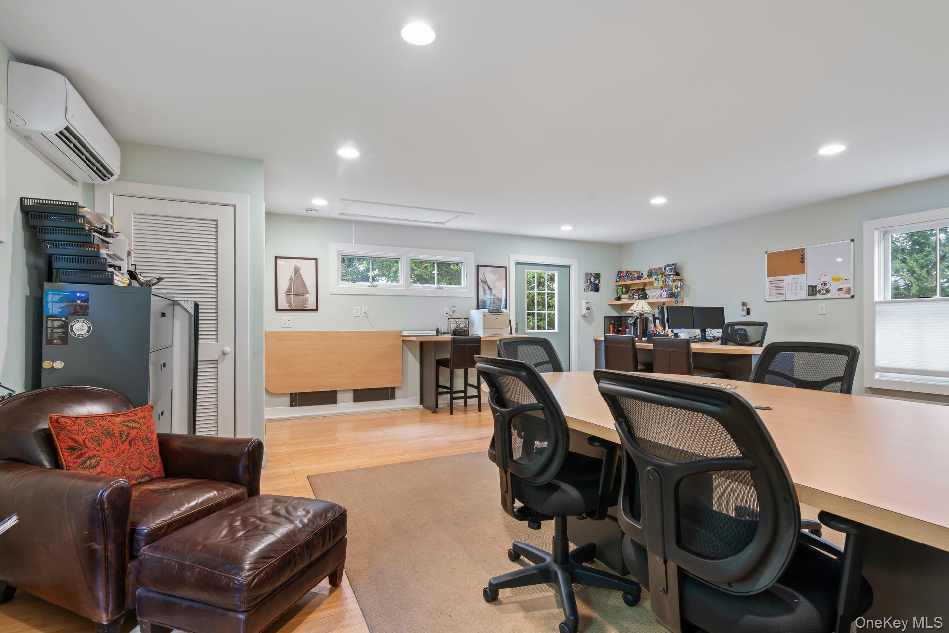 #18 photo, 67 Fort Salonga Road, সাফোক কাউন্টি Northport , NY 11768