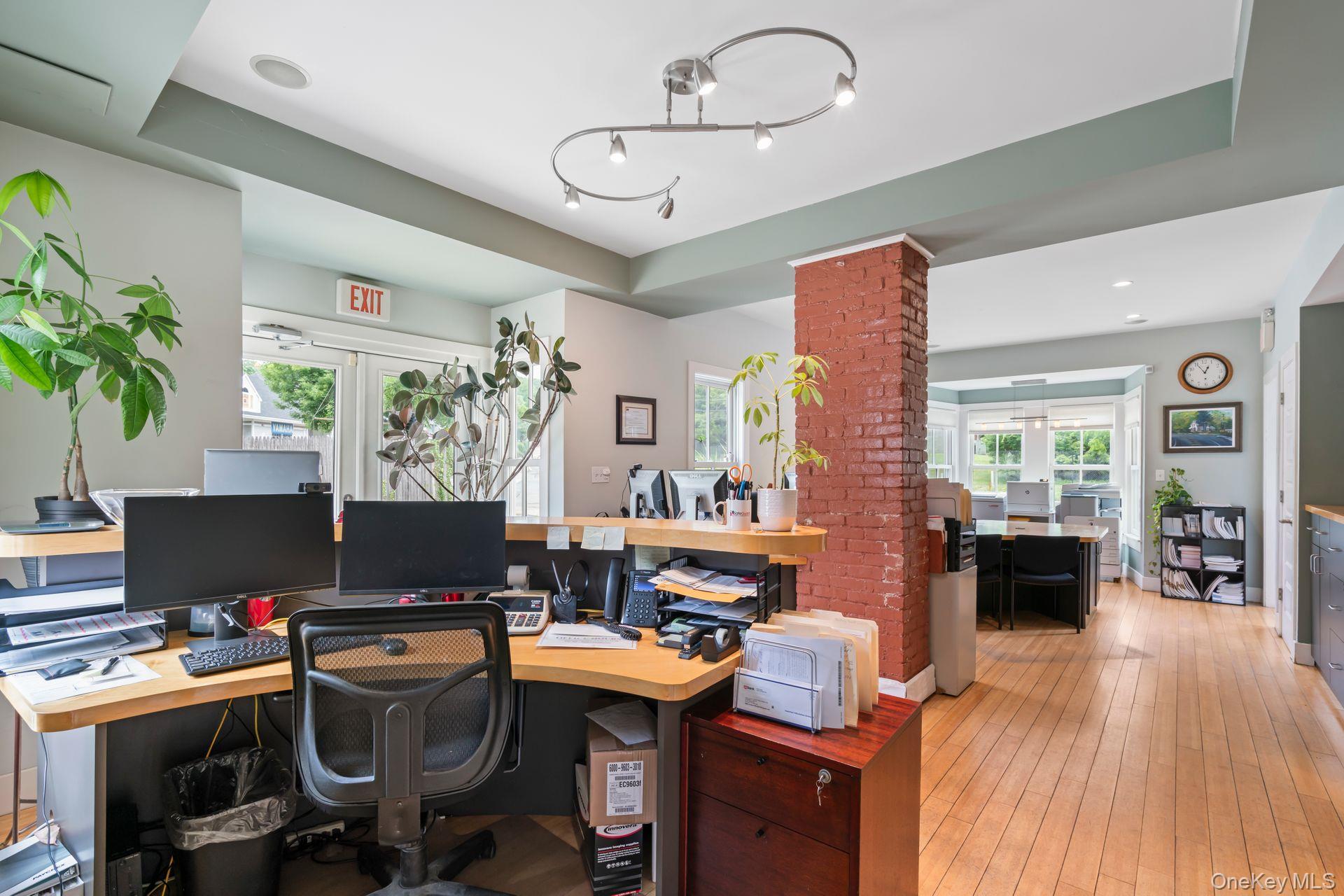 #8 photo, 67 Fort Salonga Road, সাফোক কাউন্টি Northport , NY 11768