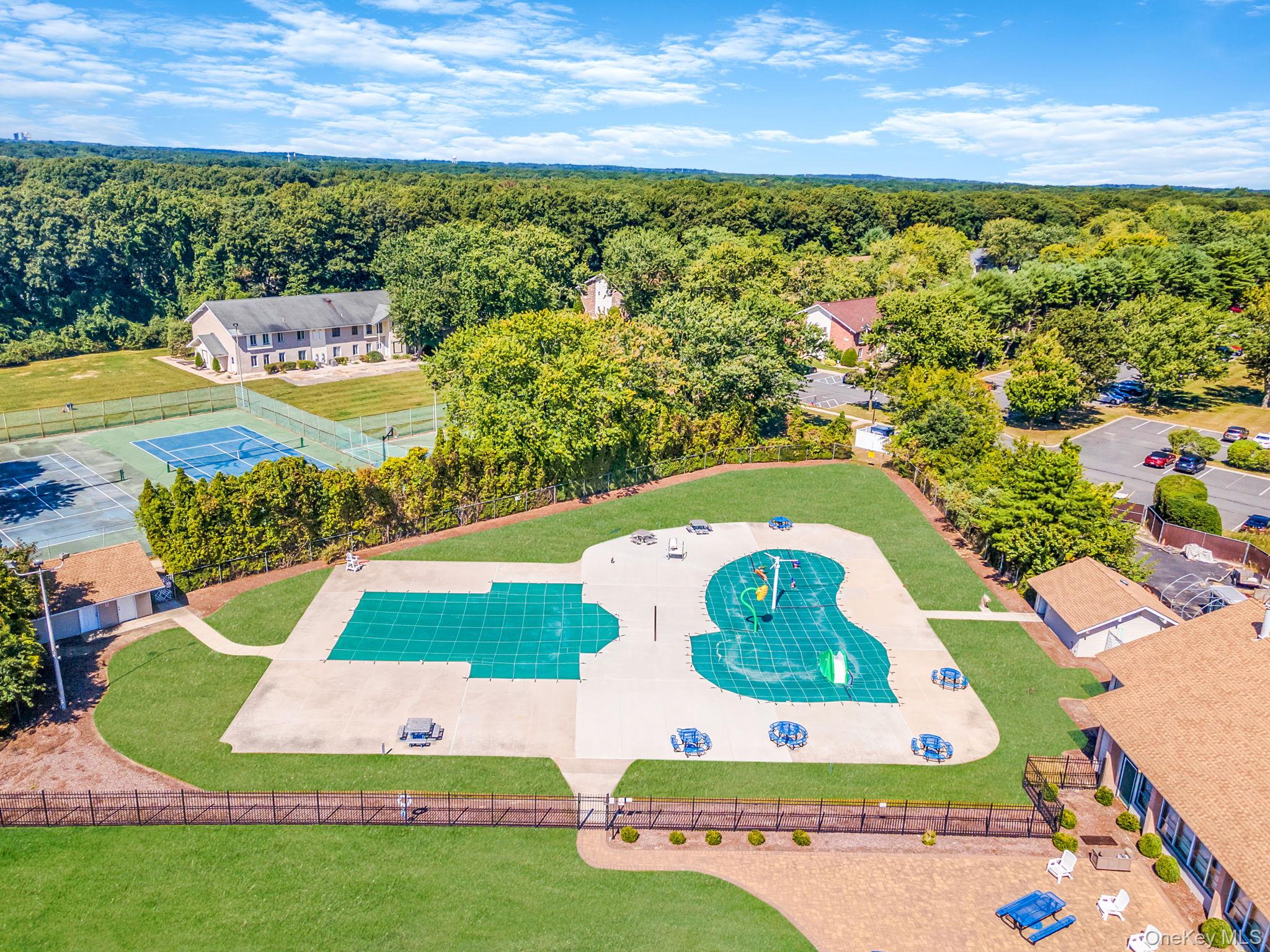 #15 photo, 9 Kiowa Court, সাফোক কাউন্টি Coram , NY 11727