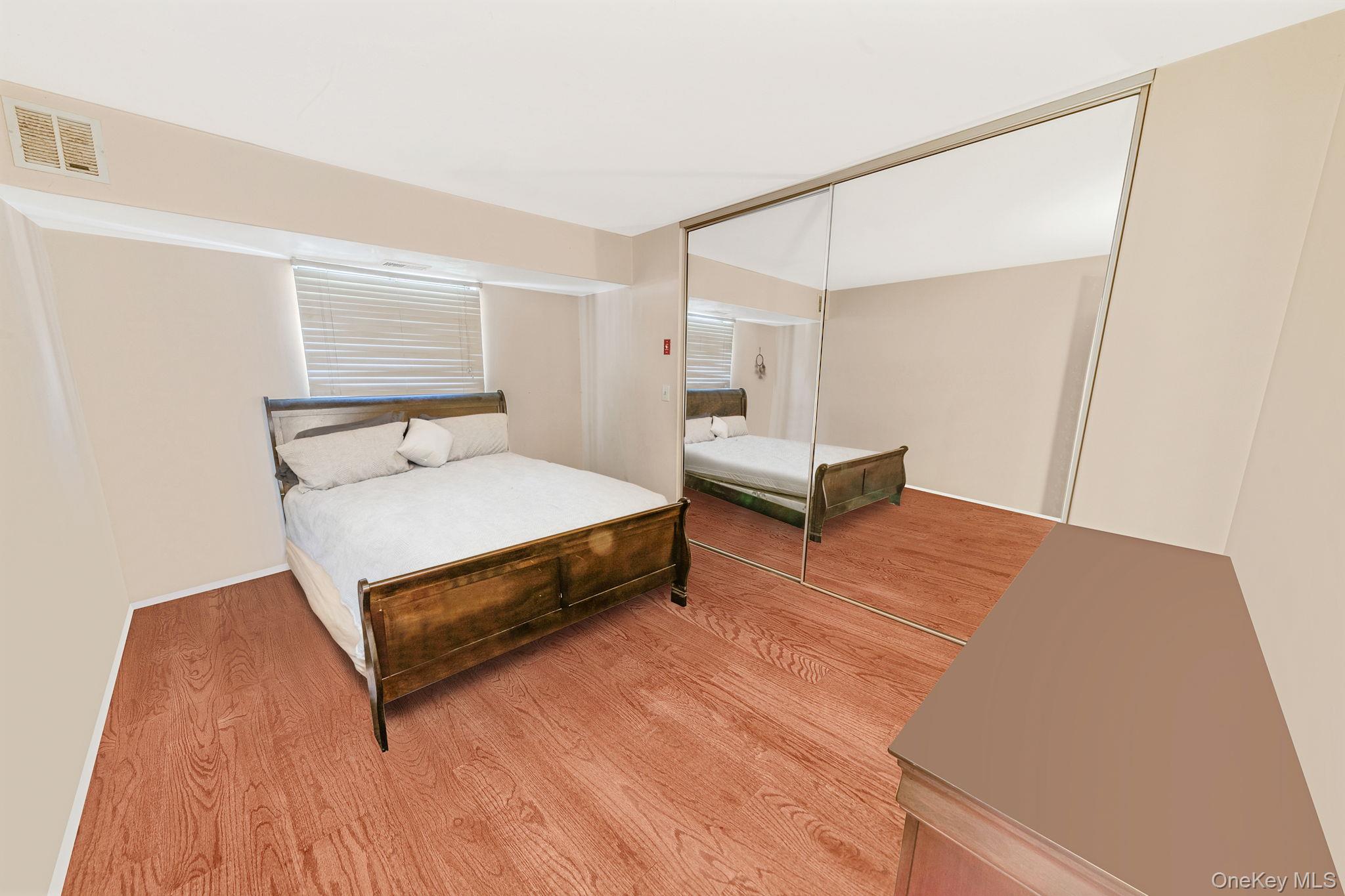 #8 photo, 9 Kiowa Court, সাফোক কাউন্টি Coram , NY 11727