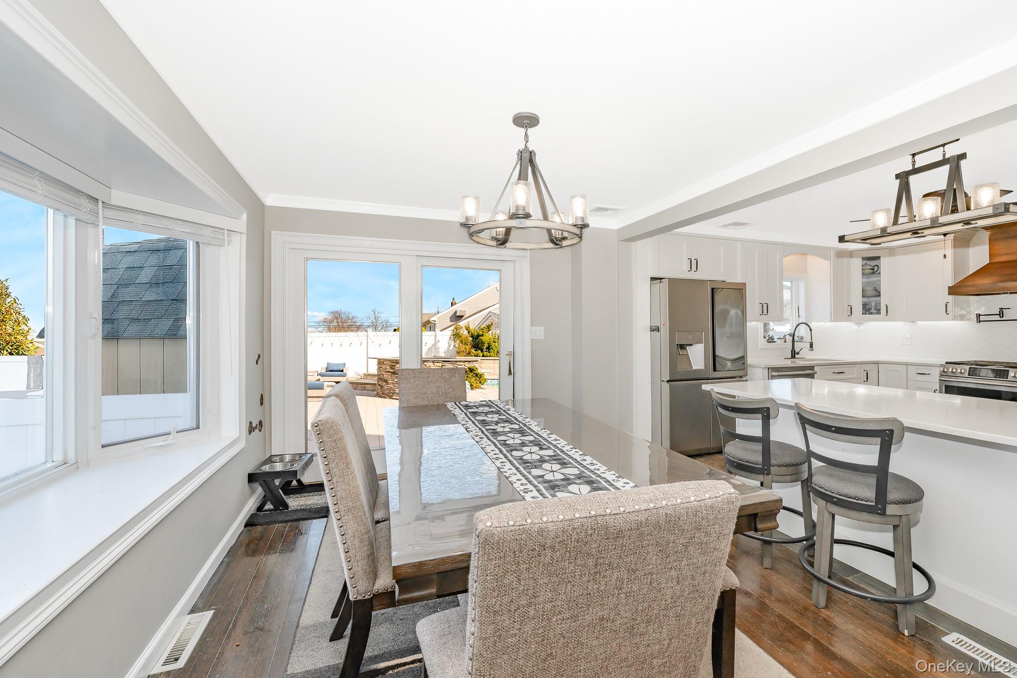 #10 photo, 2431 Riverside Drive, নাসাউ কাউন্টি Wantagh , NY 11793