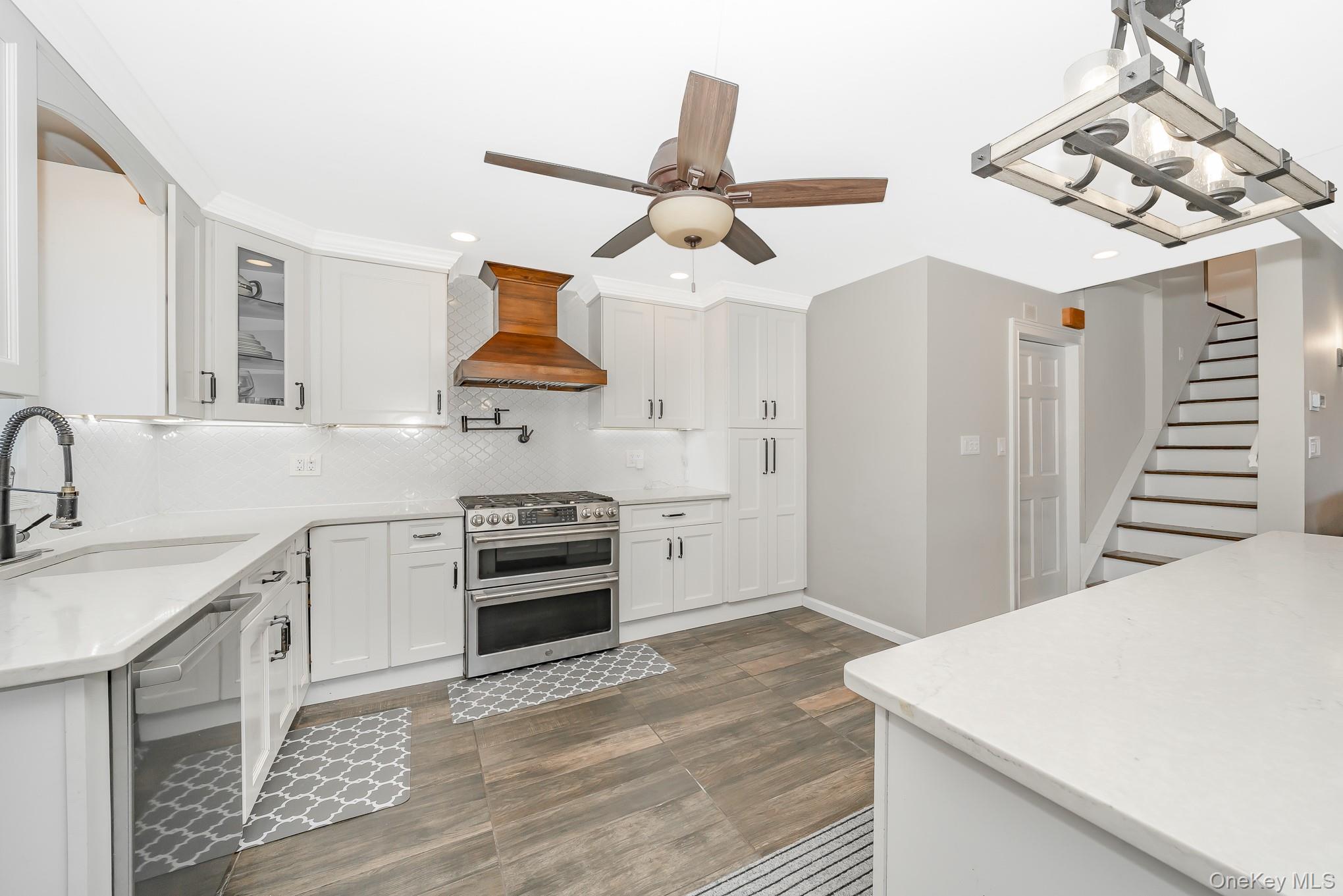 #14 photo, 2431 Riverside Drive, নাসাউ কাউন্টি Wantagh , NY 11793