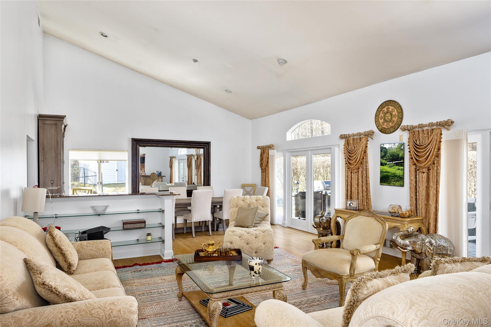 #4 photo, 90 Belvedere Drive, নাসাউ কাউন্টি Oyster Bay Cove , NY 11791