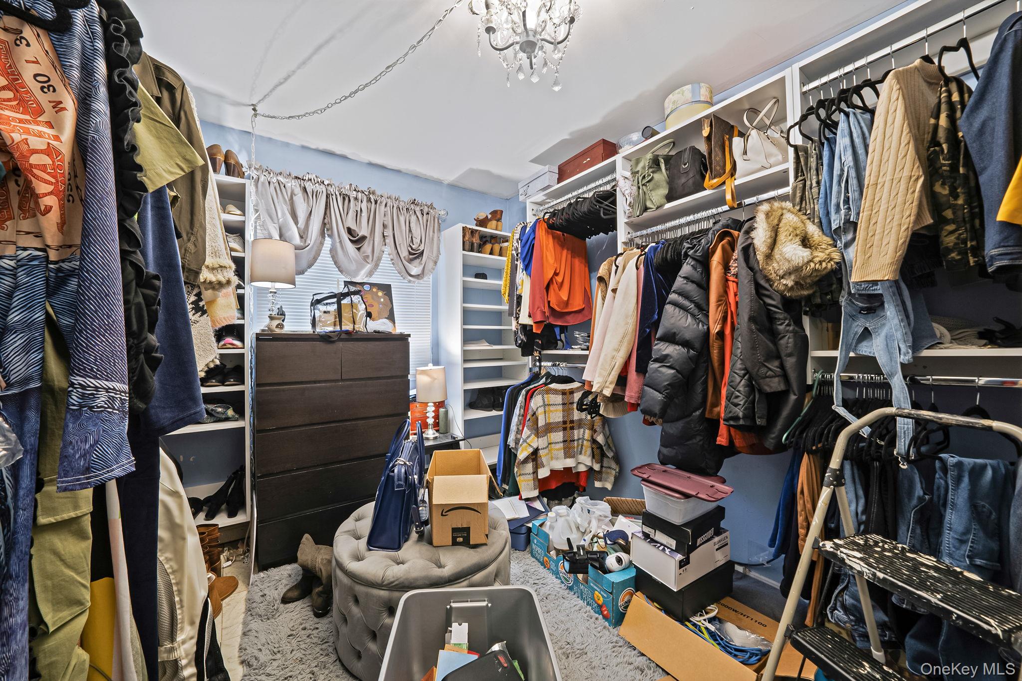 #10 photo, 15 Carr Lane, সাফোক কাউন্টি Medford , NY 11763