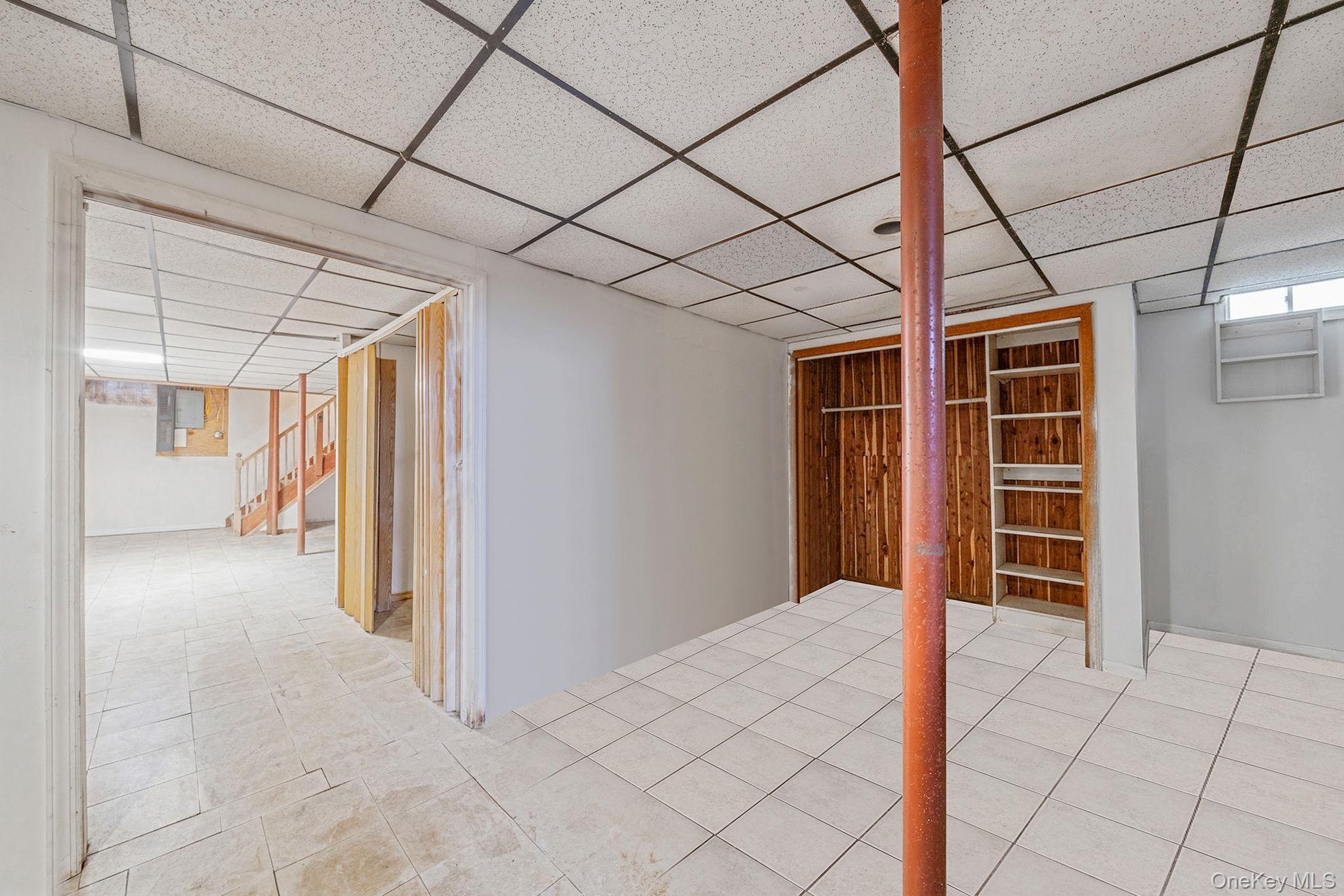 #12 photo, 15 Carr Lane, সাফোক কাউন্টি Medford , NY 11763