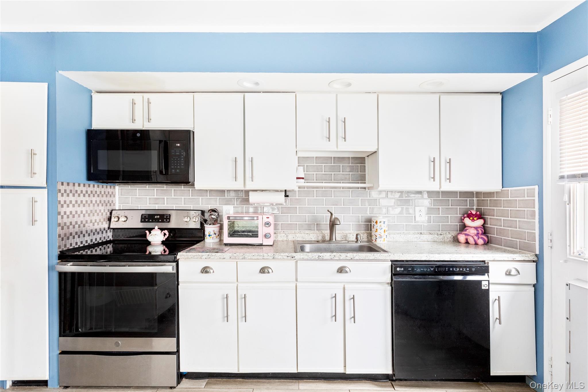 #10 photo, 7 Mount McKinley Avenue, সাফোক কাউন্টি Farmingville , NY 11738