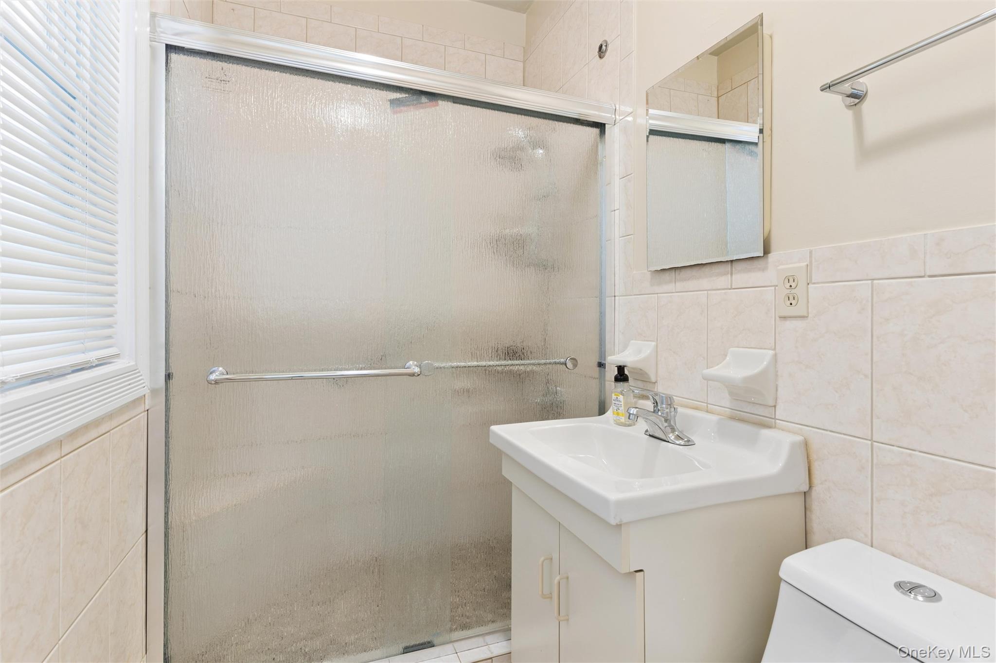 #18 photo, 139-18 86th Avenue, কুইন্‌স Briarwood , NY 11435