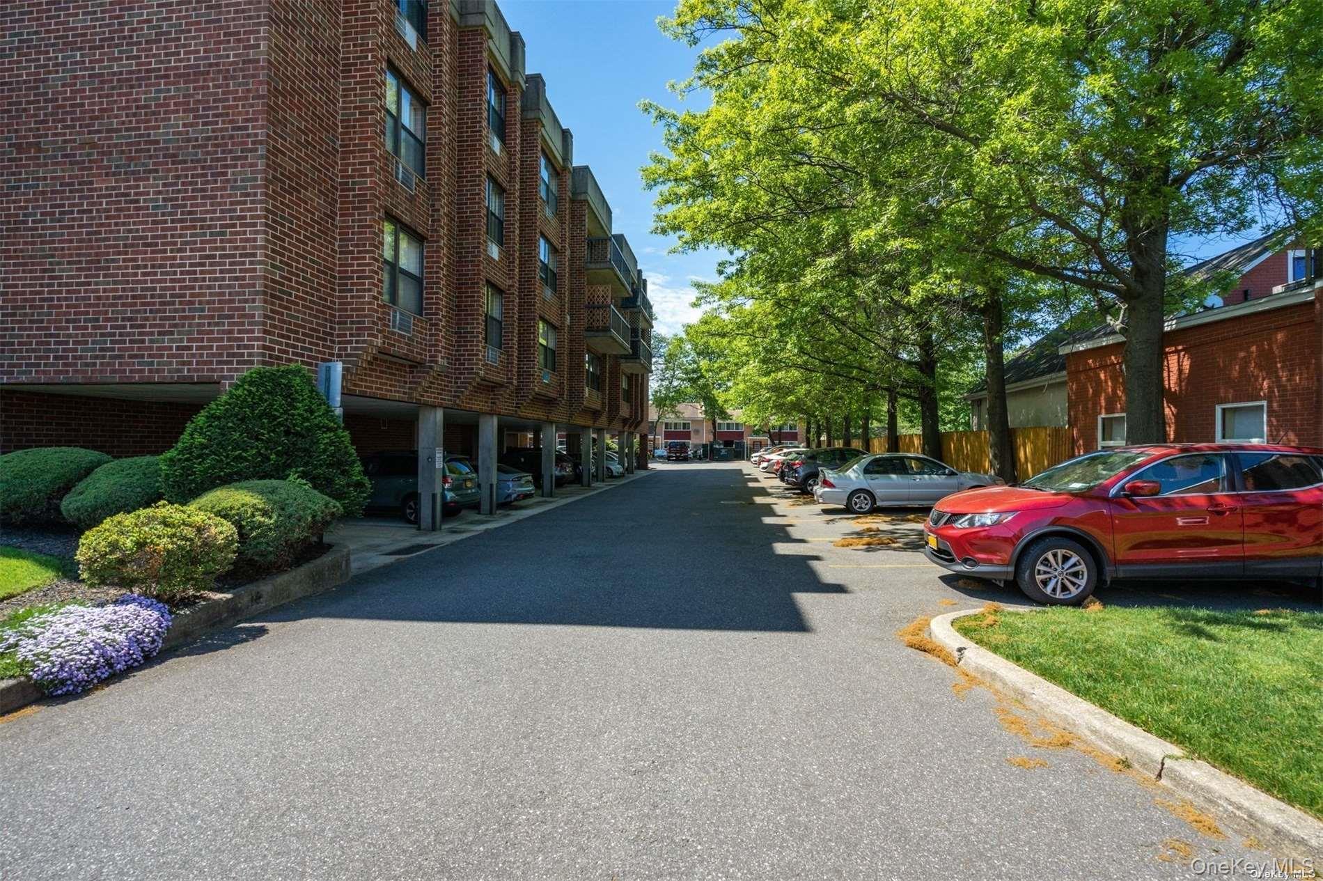 #16 photo, 380 Fulton Street, নাসাউ কাউন্টি Farmingdale , NY 11735