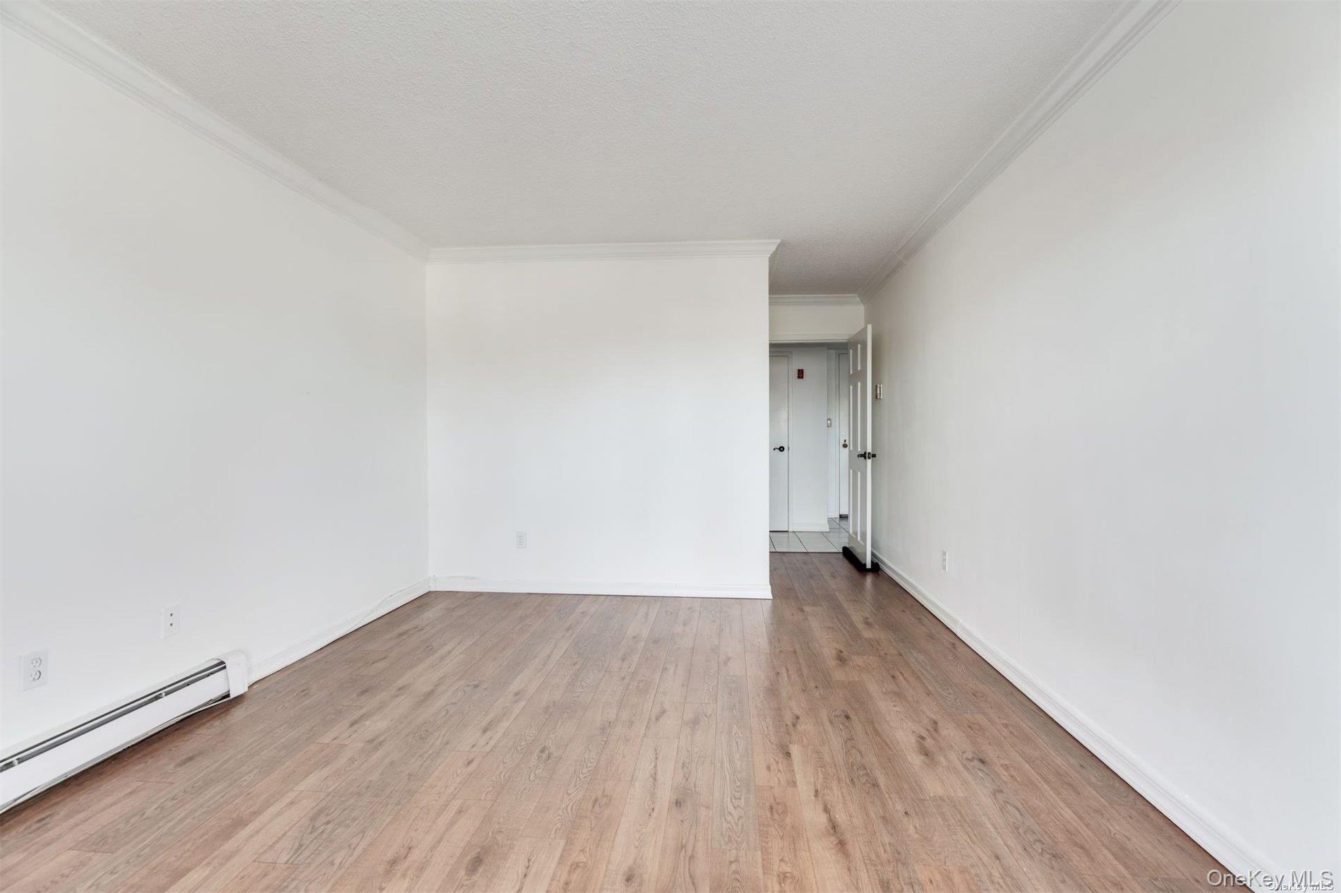 #9 photo, 380 Fulton Street, নাসাউ কাউন্টি Farmingdale , NY 11735