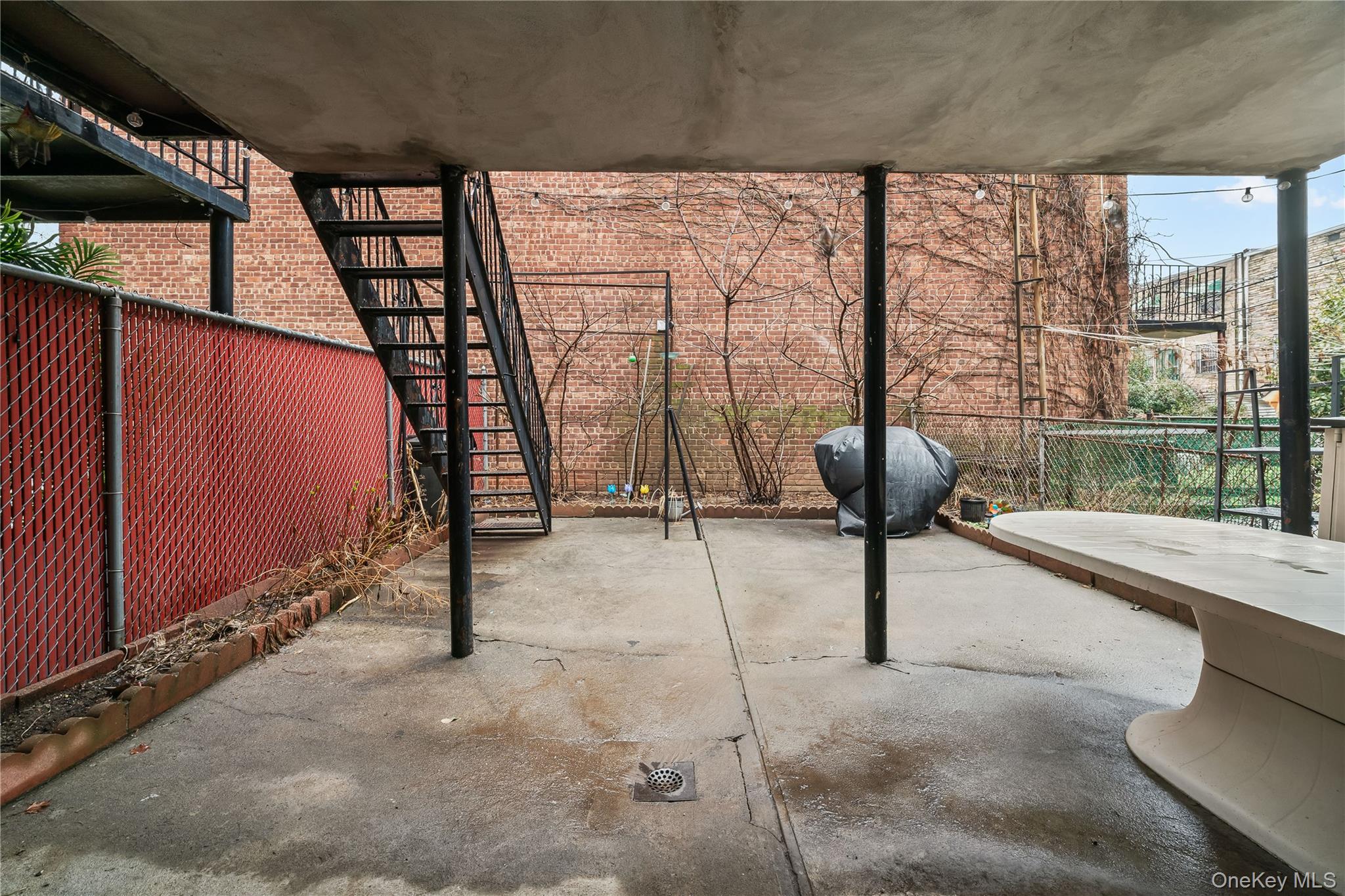 #19 photo, 7716 25th Avenue, קווינס Jackson Heights , NY 11370