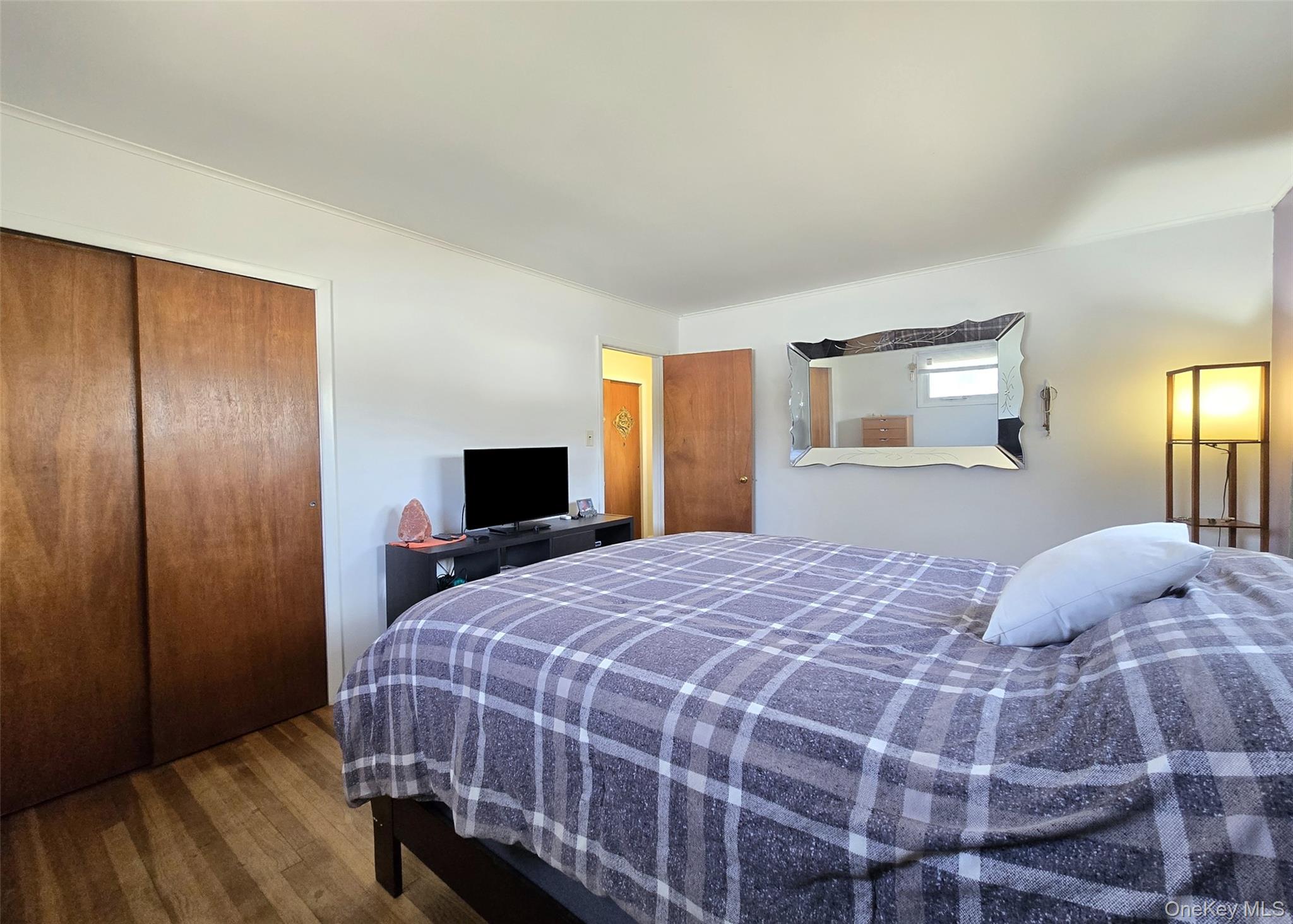 #8 photo, 138 E Madison Street, East Islip , NY 11730