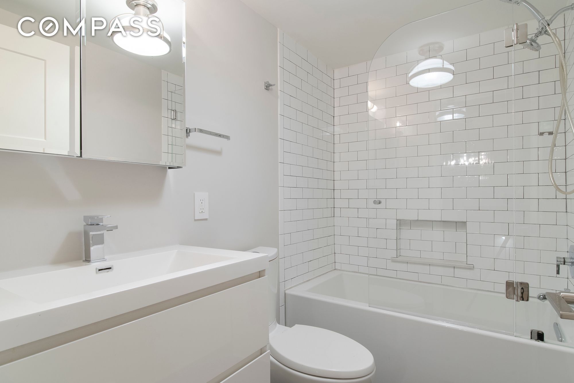 #12 photo, 407 E 12th Street, ম্যানহাটন East Village , NY 10009