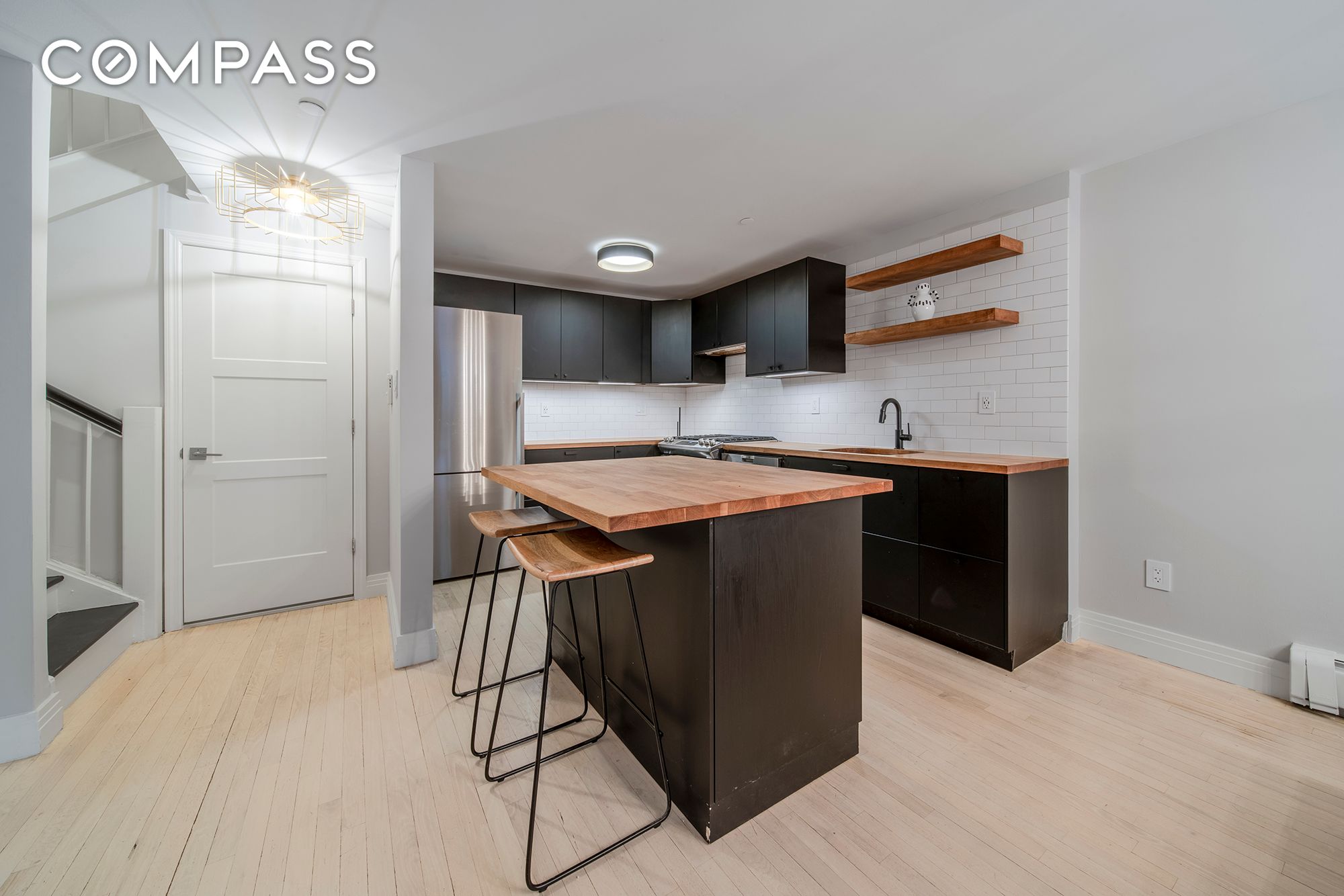 #6 photo, 407 E 12th Street, ম্যানহাটন East Village , NY 10009