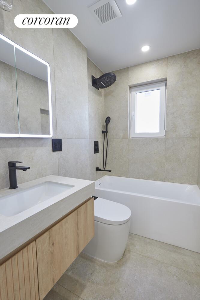 #7 photo, 2416 E 66TH Street, ব্রুকলিন Mill Basin , NY 11234