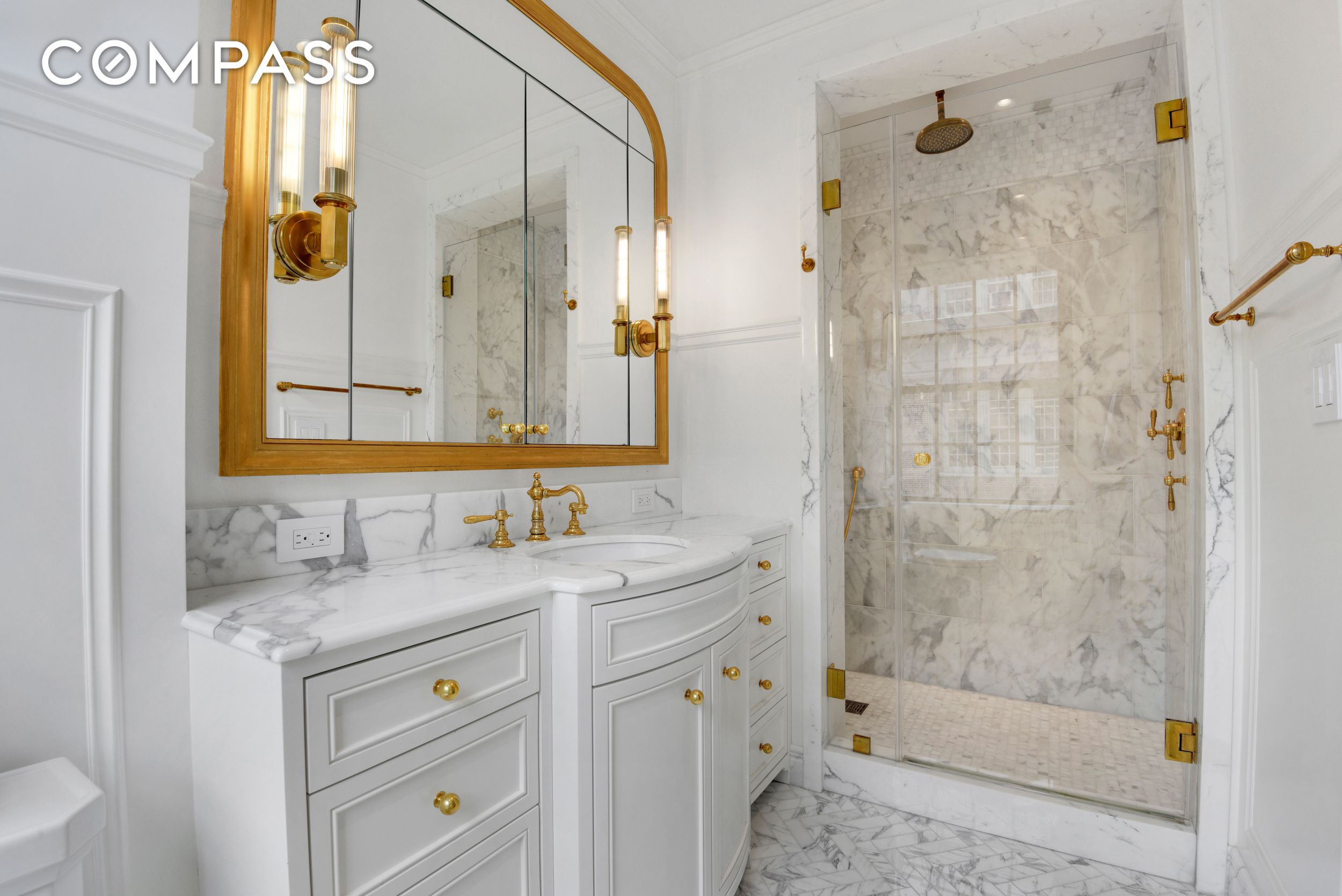 #10 photo, 333 E 68th Street, マンハッタン Lenox Hill , NY 10065