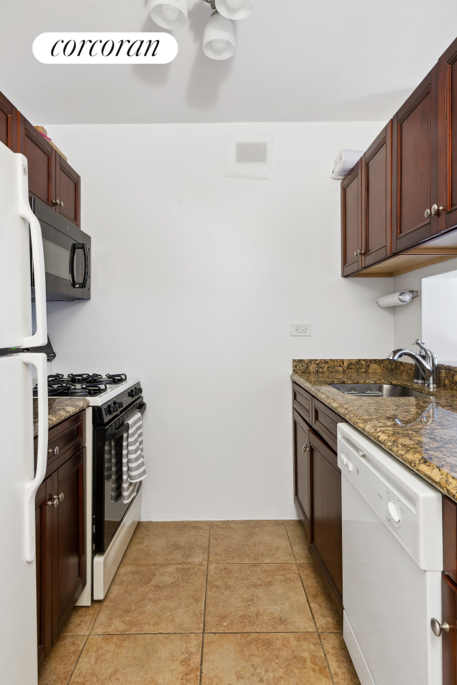 #3 photo, 30 W 61ST Street, 맨해튼 Lincoln Square , NY 10023