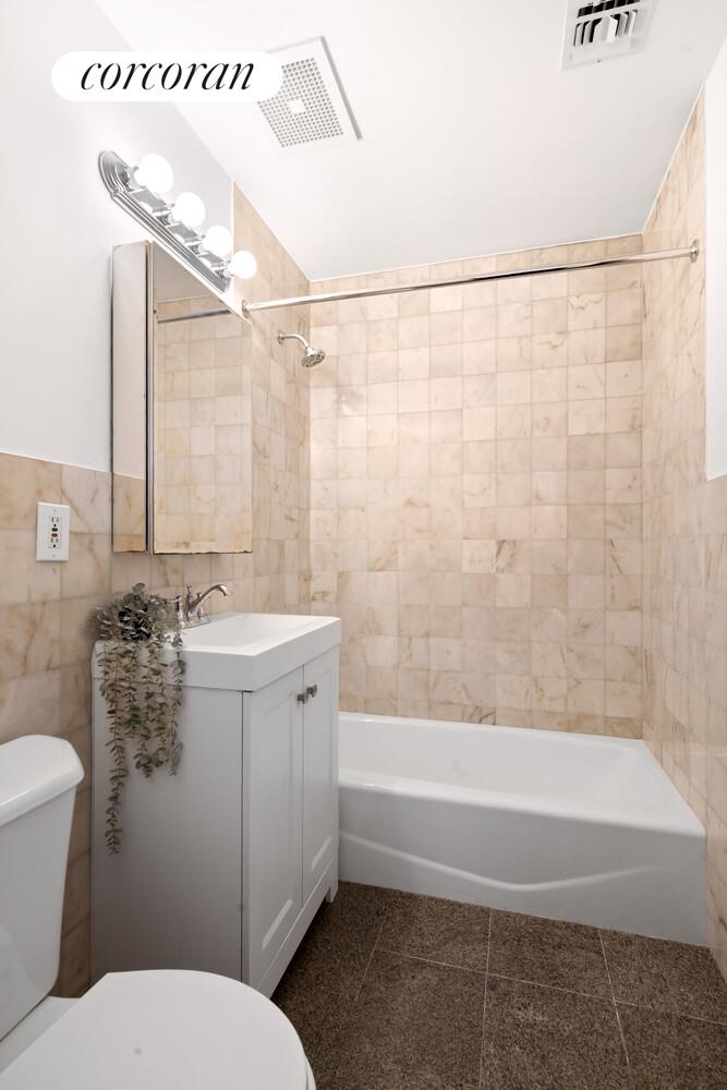 #8 photo, 150 OCEAN Parkway, Kensington , NY 11218