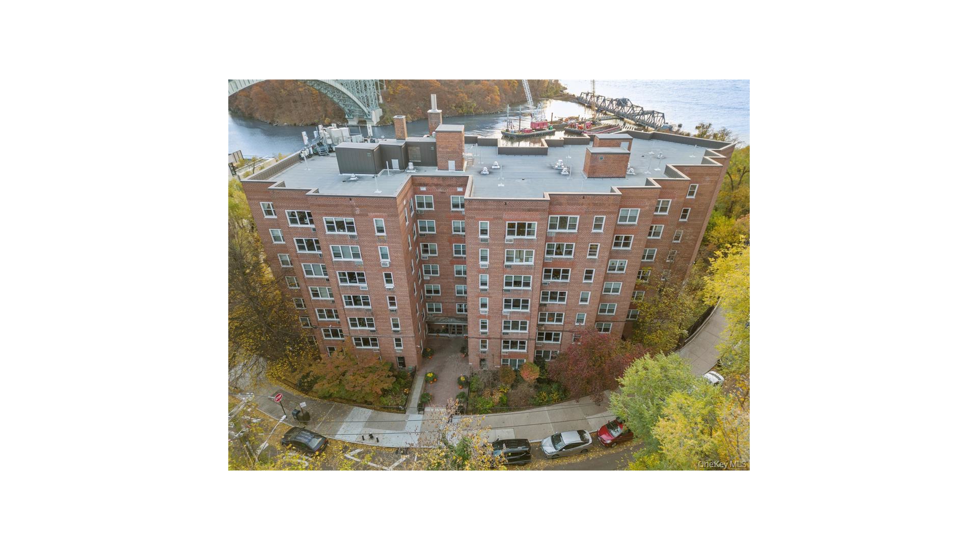 #8 photo, 2465 PALISADE Avenue, Spuyten Duyvil , NY 10463