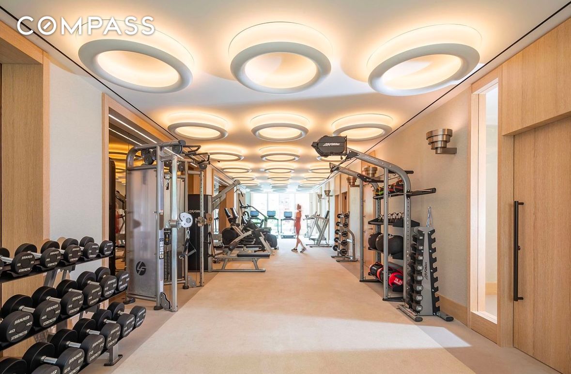 #9 photo, 249 E 62nd Street, マンハッタン Lenox Hill , NY 10065