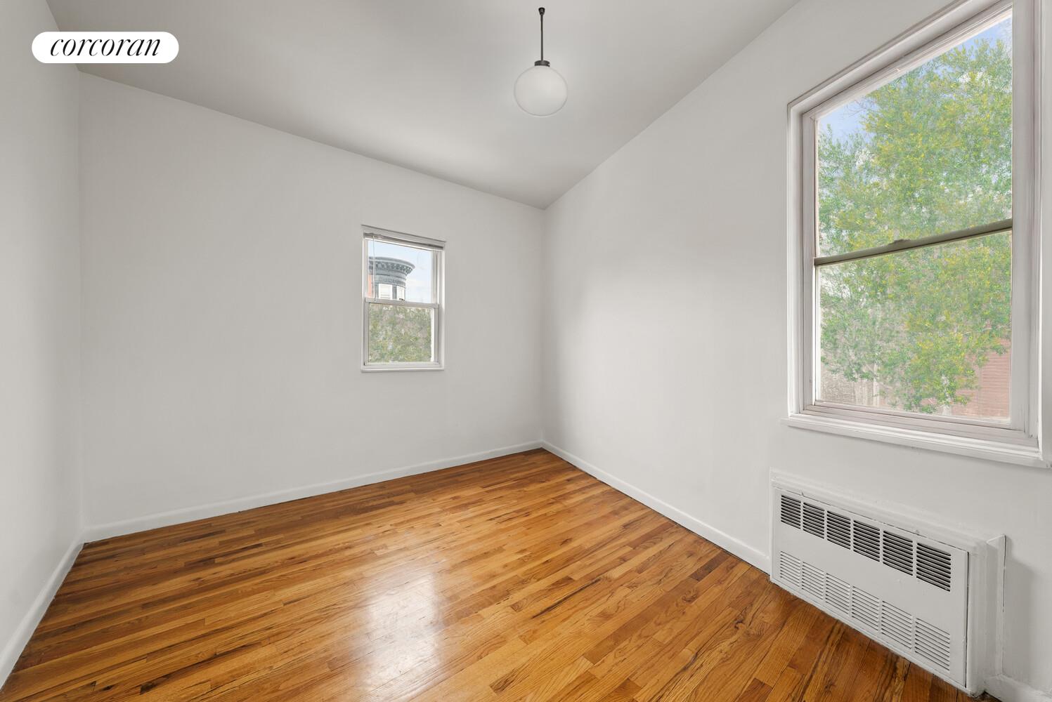 #4 photo, 326 GREENWOOD Avenue, ব্রুকলিন Windsor Terrace , NY 11218