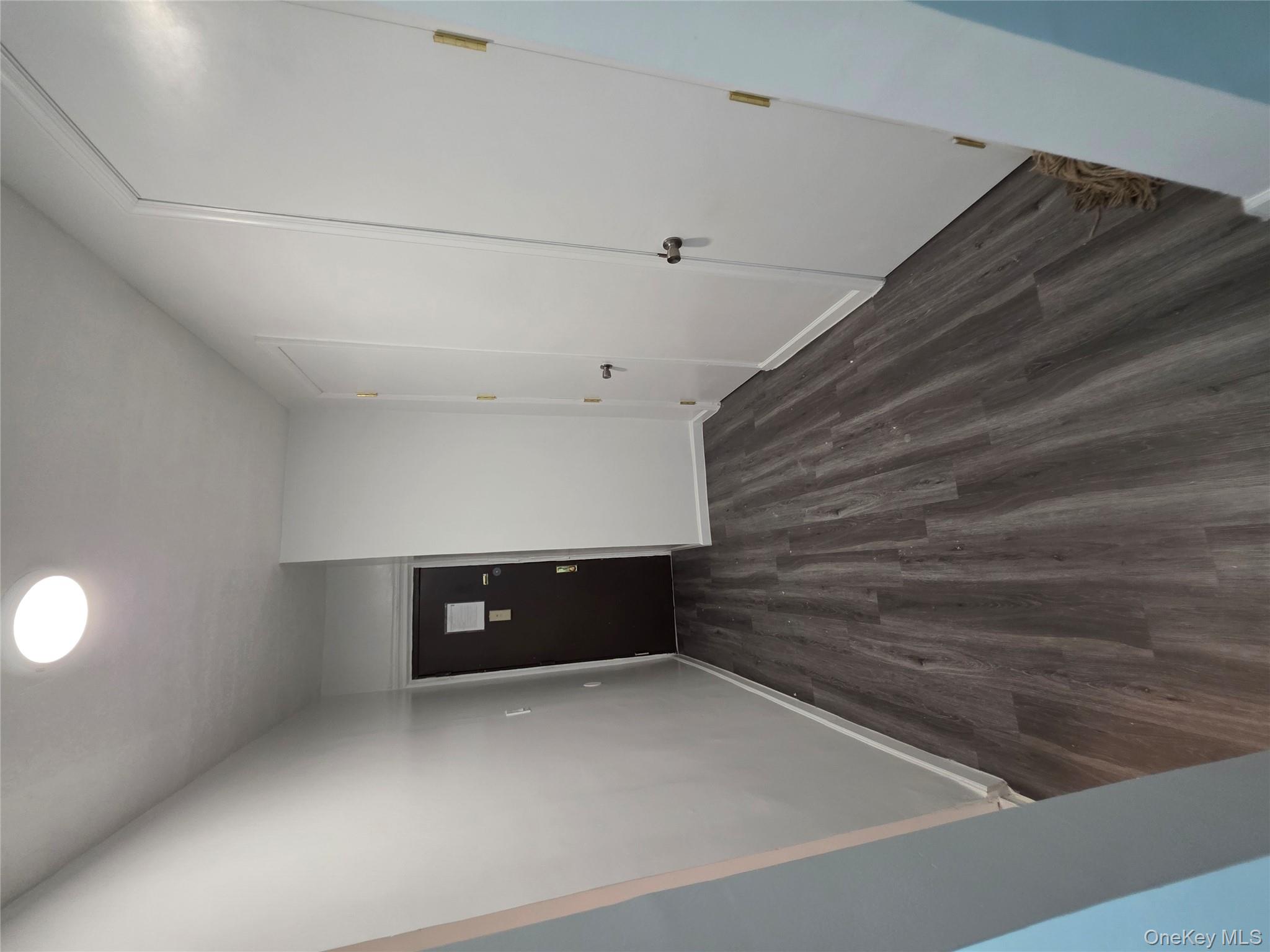 #3 photo, 855 E 178th St Street, ব্রঙ্কস Bronx , NY 10460