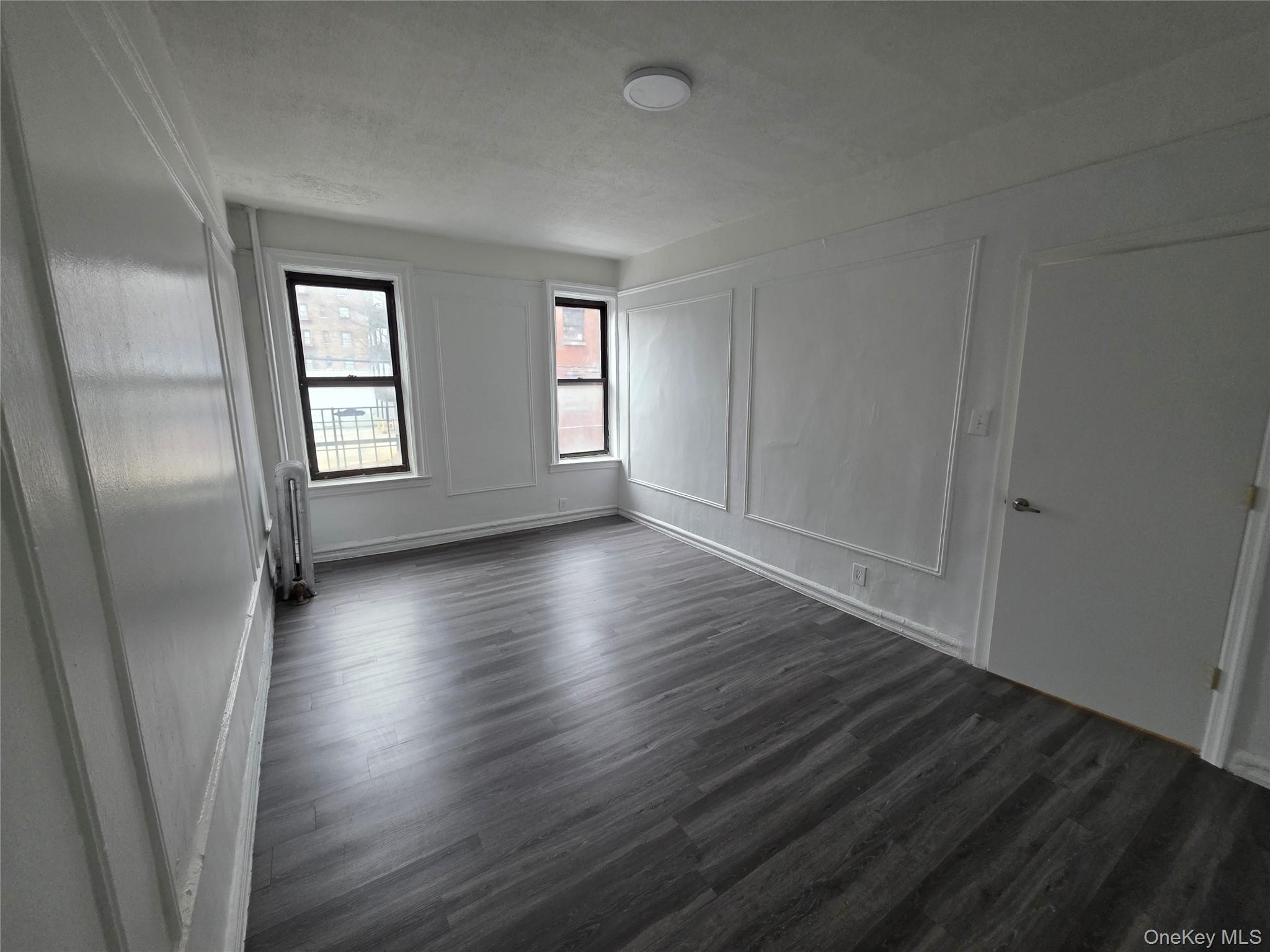 #6 photo, 855 E 178th St Street, ব্রঙ্কস Bronx , NY 10460