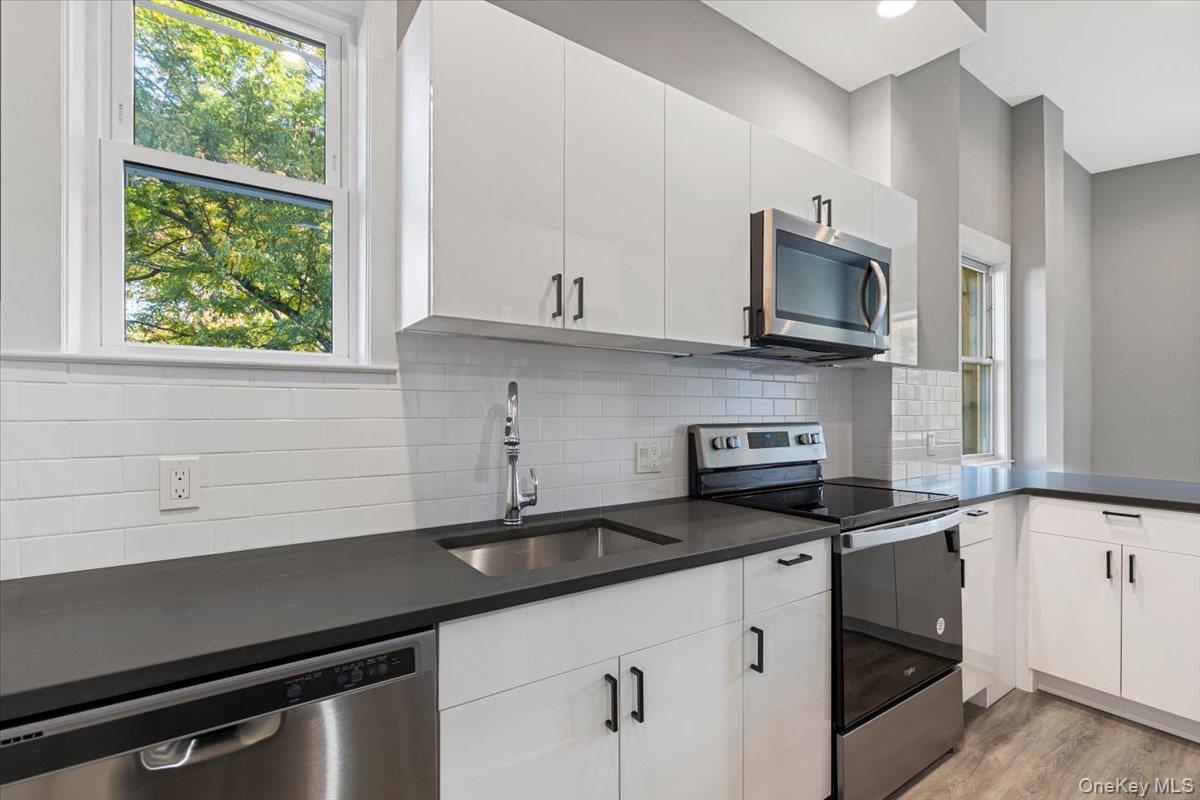 #2 photo, 47 Beekman Avenue, Sleepy Hollow , NY 10591