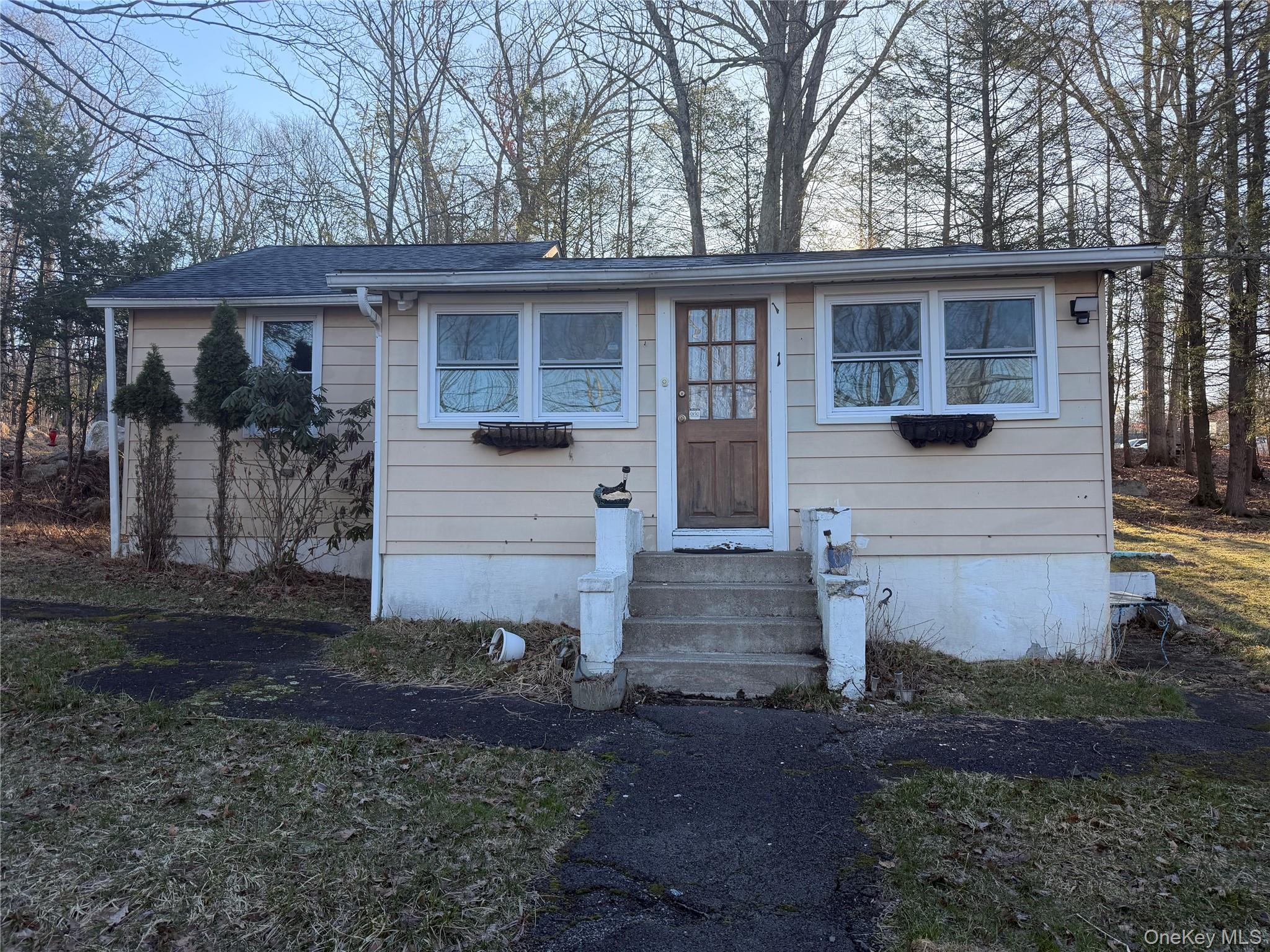 #1 photo, 171 Lake Shore Drive, Pine Bush , NY 12566