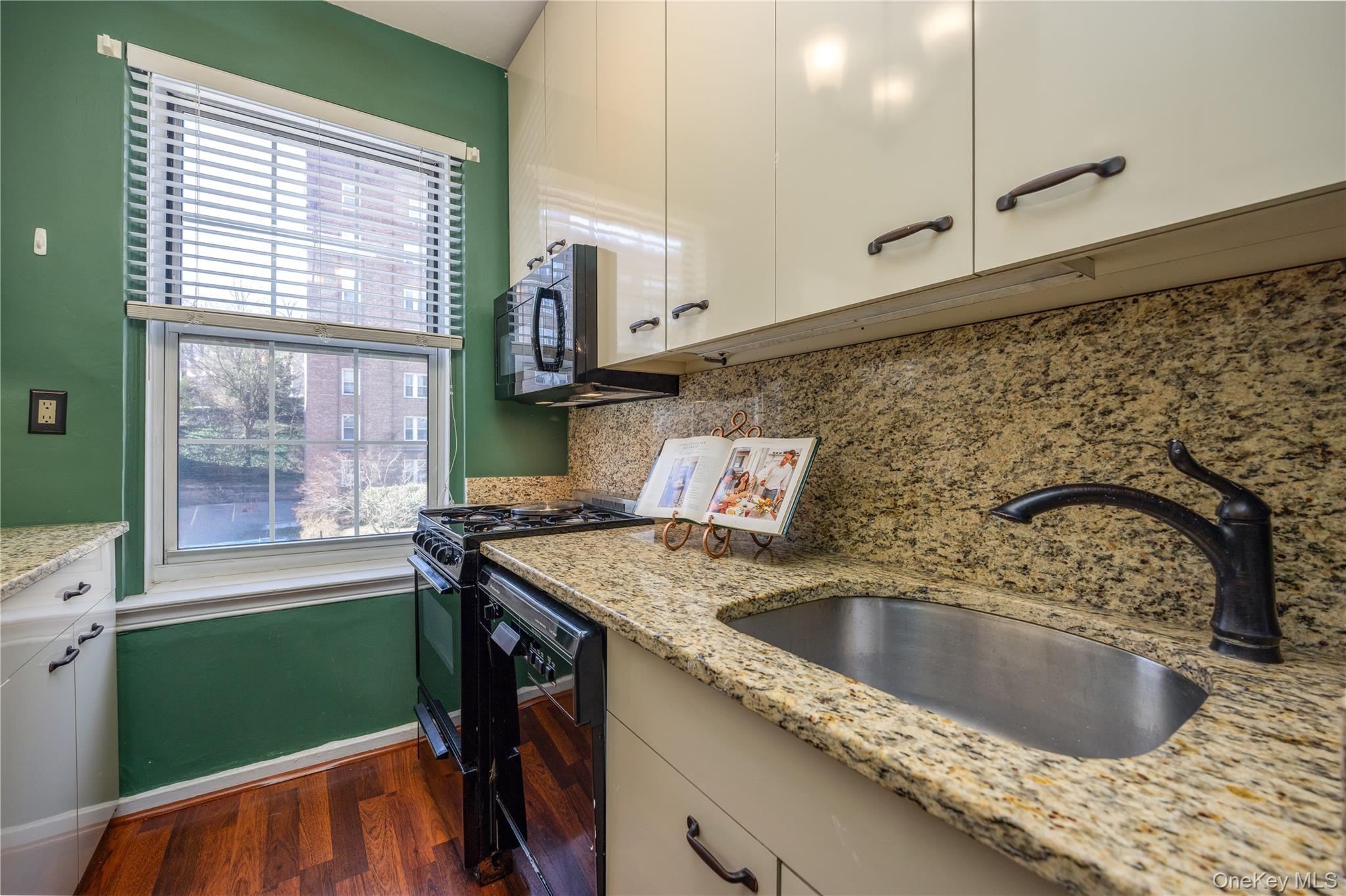 #18 photo, 25 Parkview Avenue, ব্রঙ্কস Bronxville , NY 10708