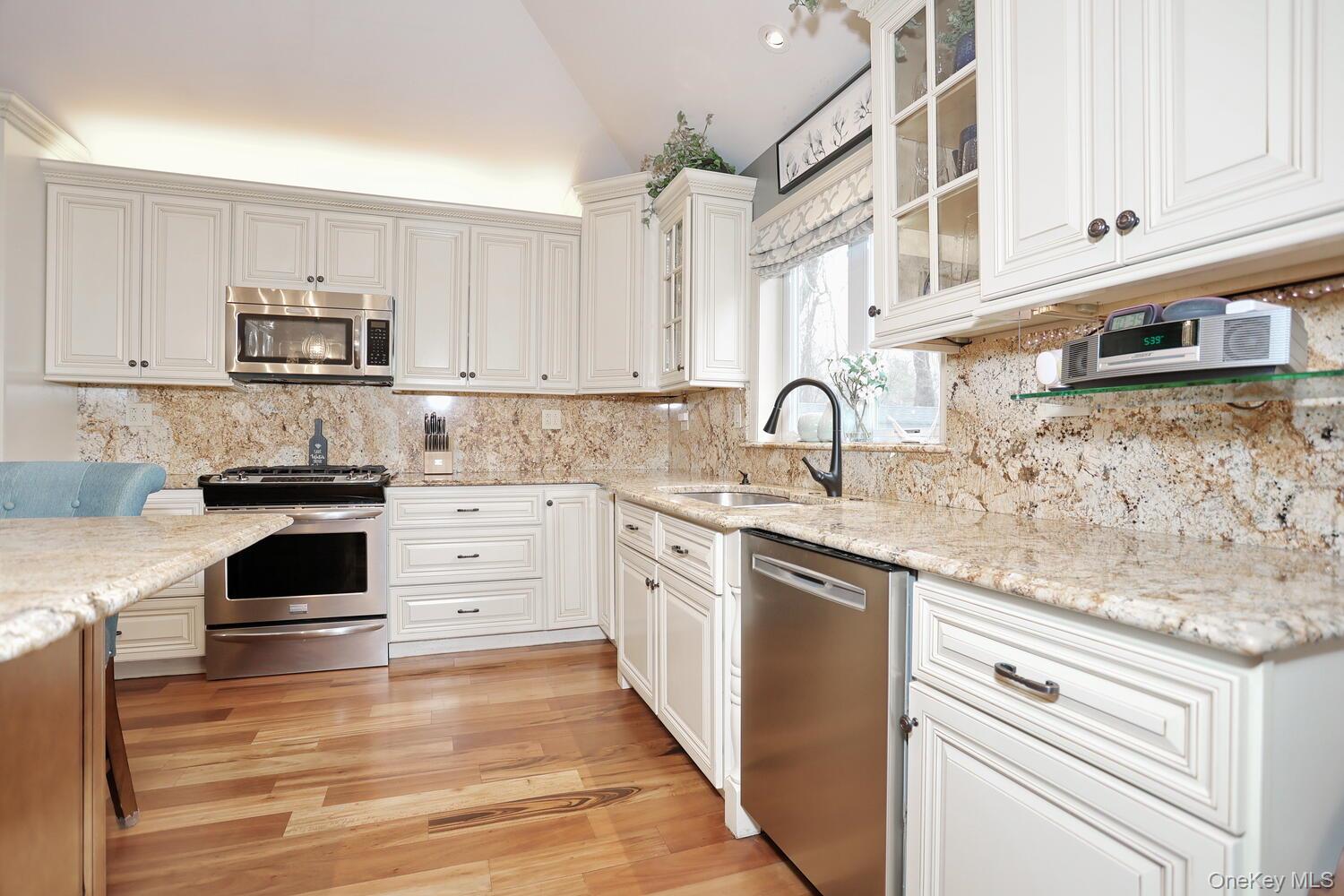 #12 photo, 99 Campbell Avenue, Tappan , NY 10983