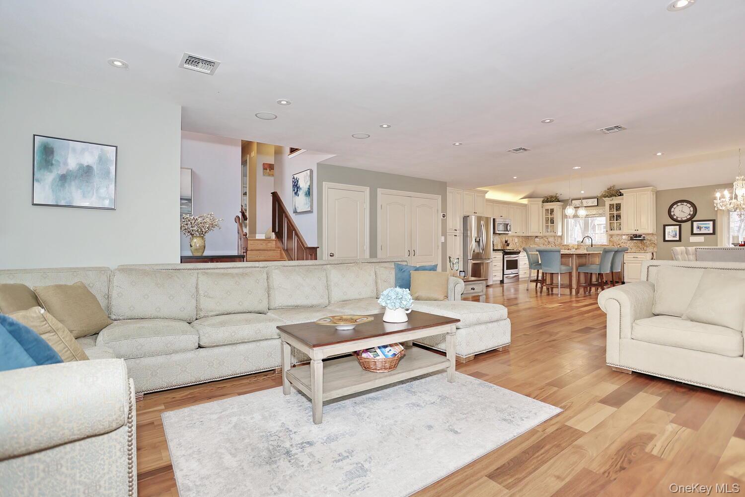 #2 photo, 99 Campbell Avenue, Tappan , NY 10983