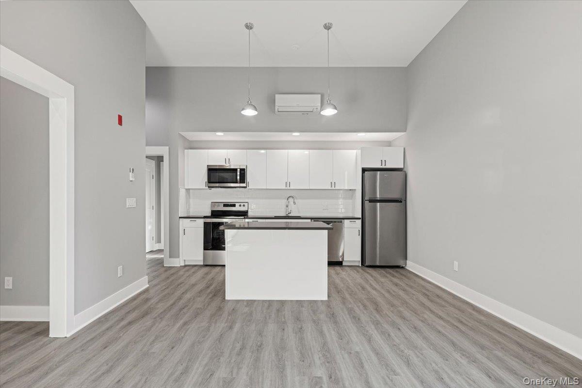 #4 photo, 47 Beekman Avenue, Sleepy Hollow , NY 10591