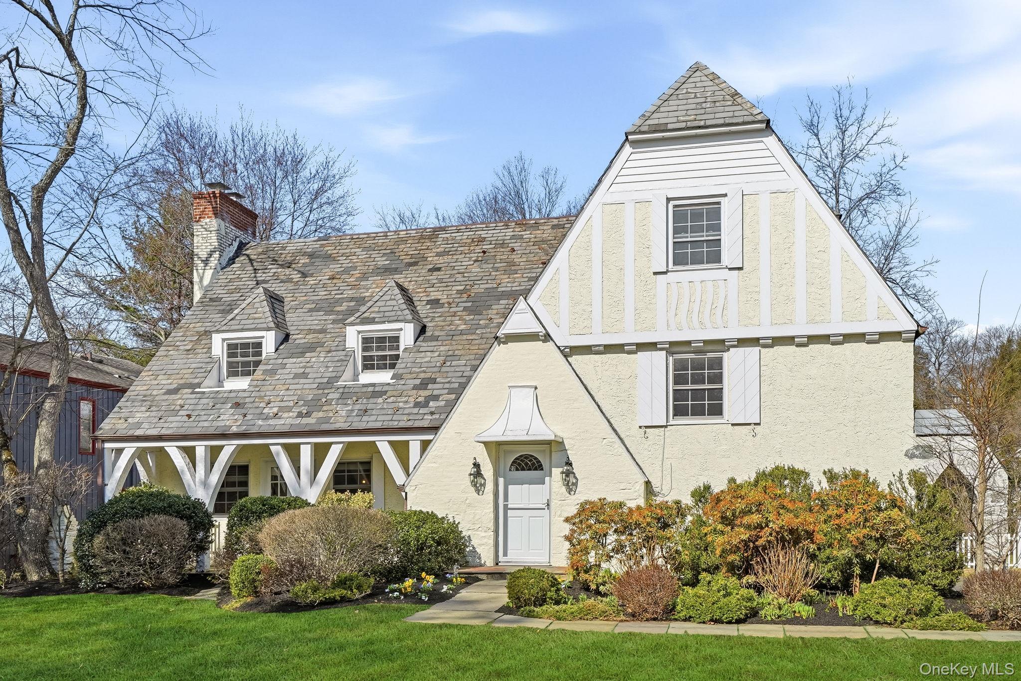 #1 photo, 27 Valley Road, Scarsdale , NY 10583