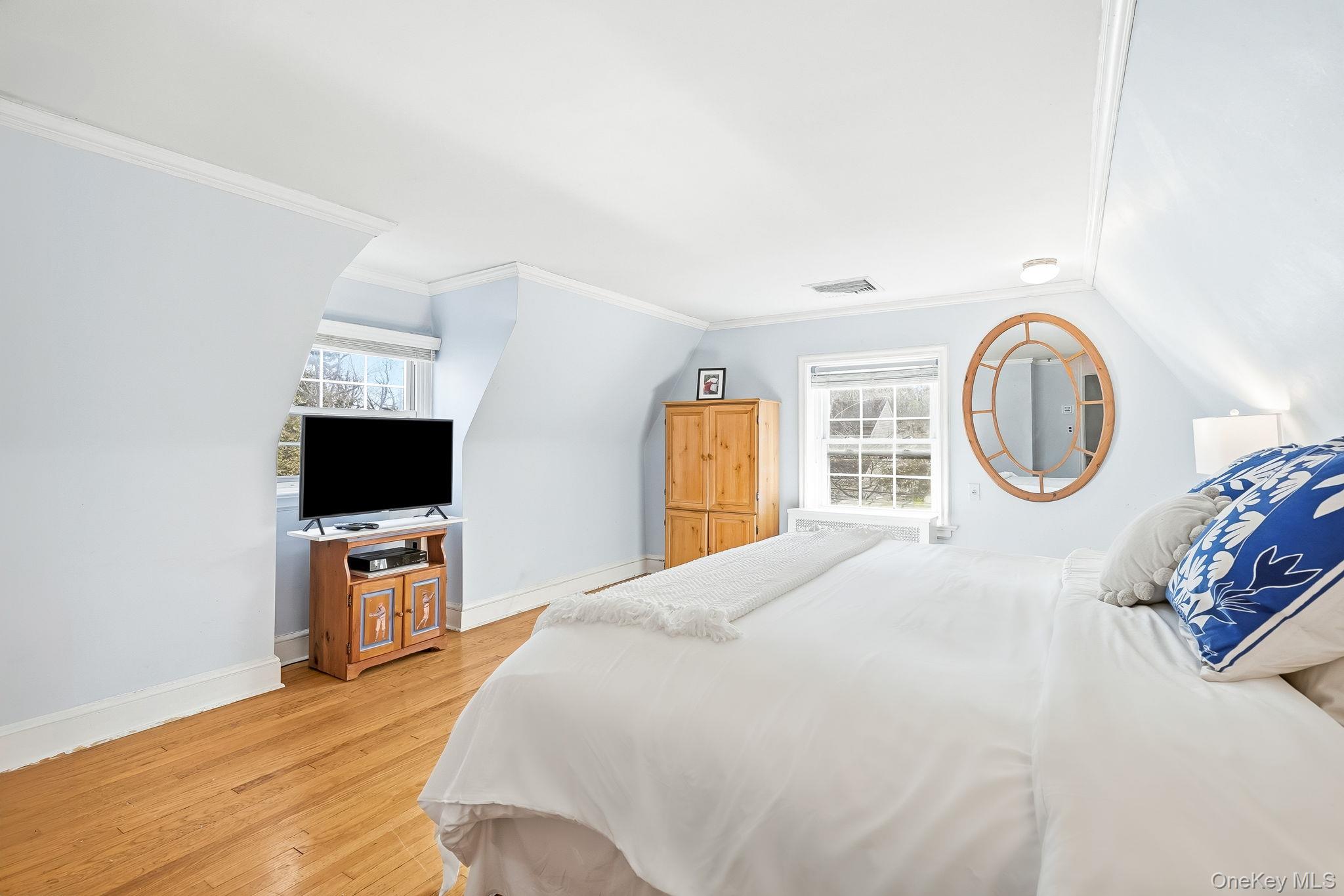 #17 photo, 27 Valley Road, Scarsdale , NY 10583