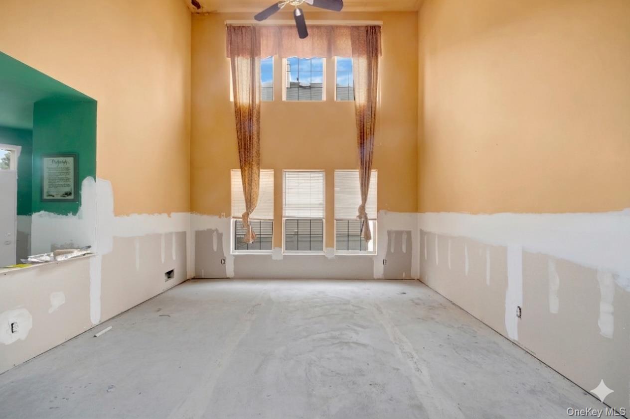 #4 photo, 130 Benefield Boulevard, Peekskill , NY 10566